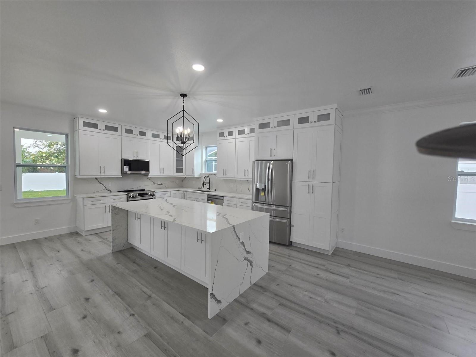 5730 66TH LN N, ST PETERSBURG, FL, 33709