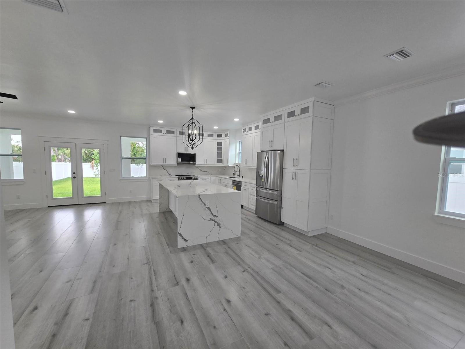 5730 66TH LN N, ST PETERSBURG, FL, 33709