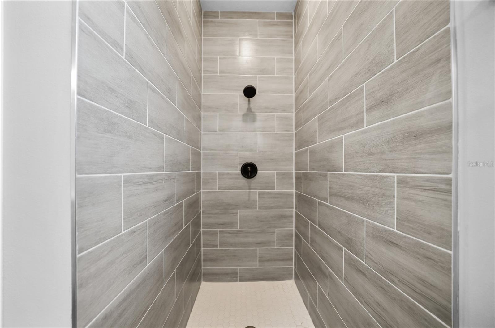 1434 SARASOTA DR, POINCIANA, FL, 34759