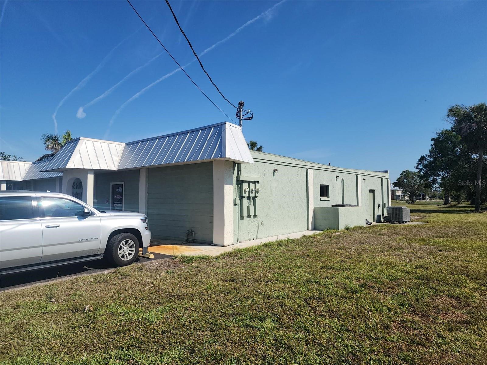 401 E OLYMPIA AVE #2, PUNTA GORDA, FL, 33950