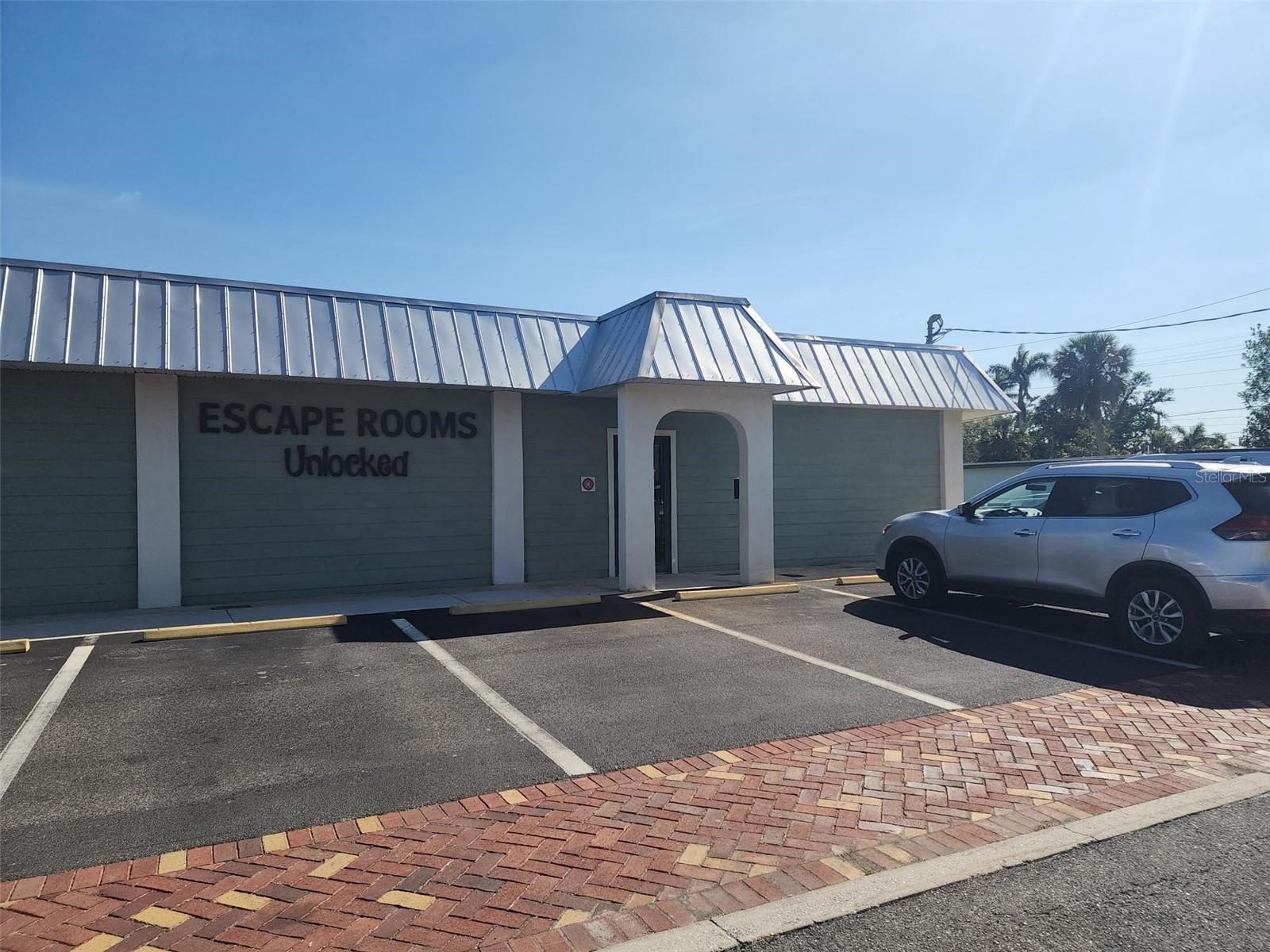 401 E OLYMPIA AVE #2, PUNTA GORDA, FL, 33950