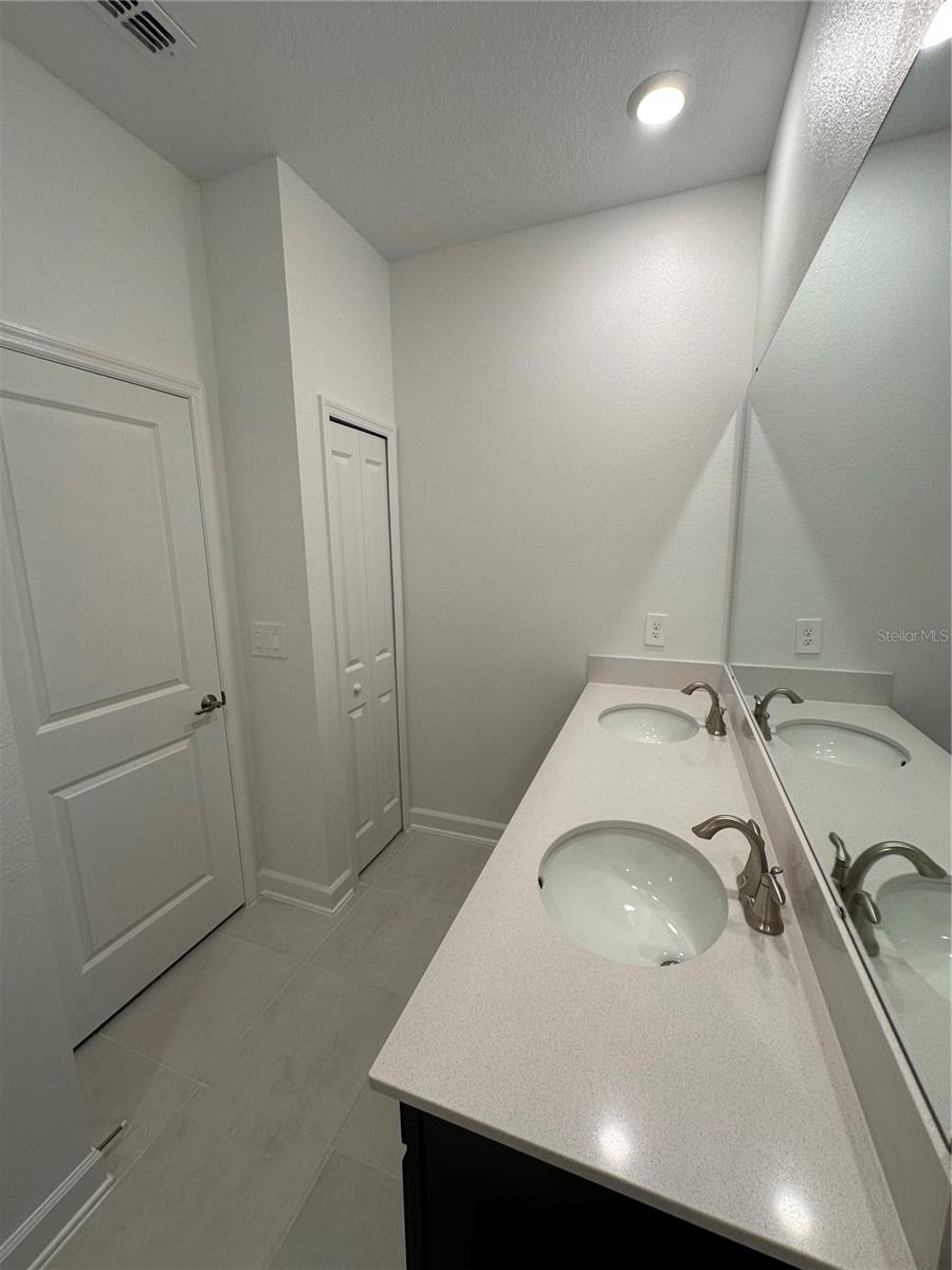 1656 CONTENTMENT LOOP, KISSIMMEE, FL, 34744