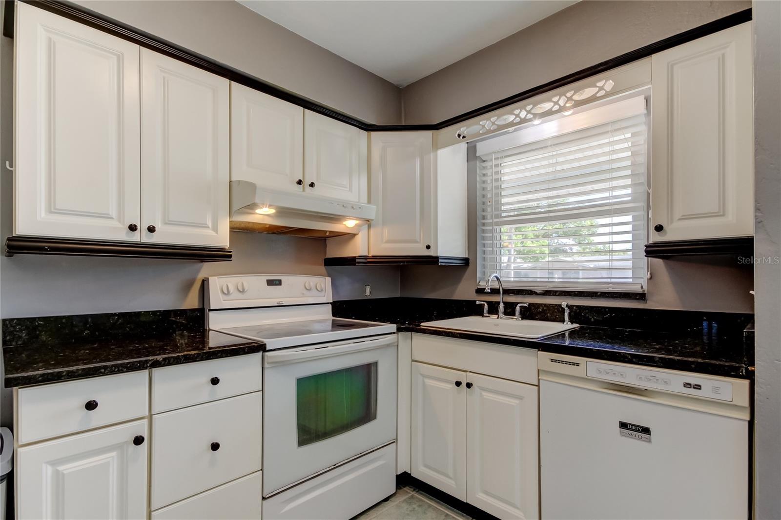 11487 80TH AVE, SEMINOLE, FL, 33772