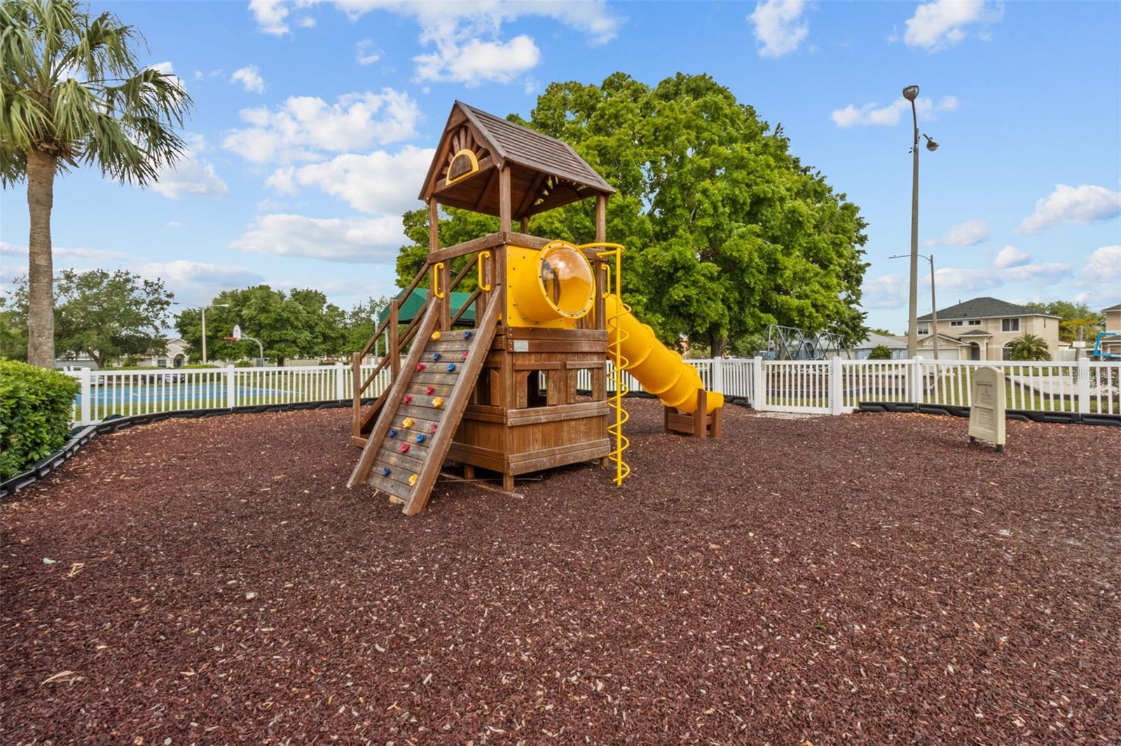 25933 BLOOMSBURY CT, LAND O LAKES, FL, 34639