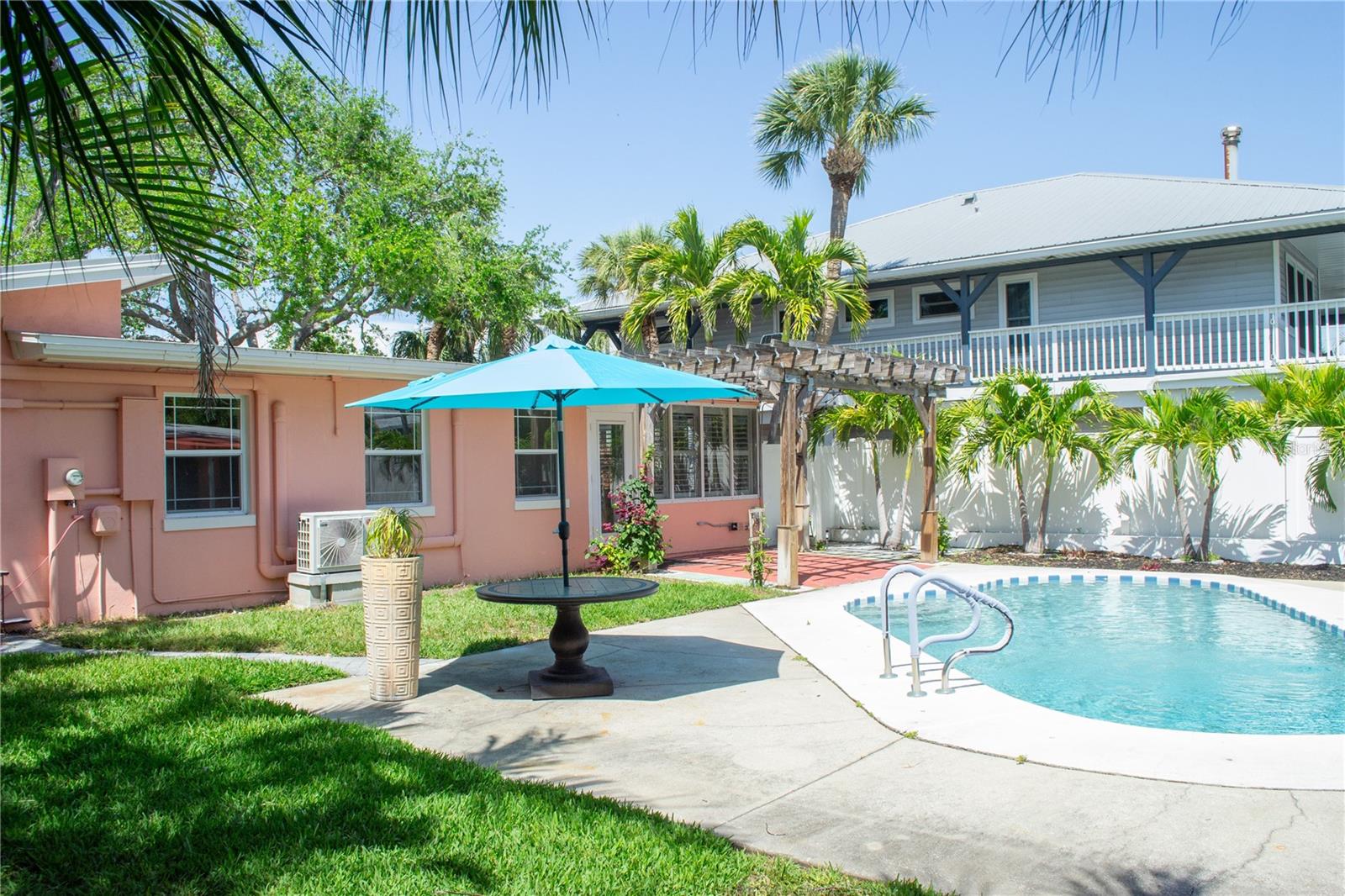 340 81ST AVE, ST PETE BEACH, FL, 33706