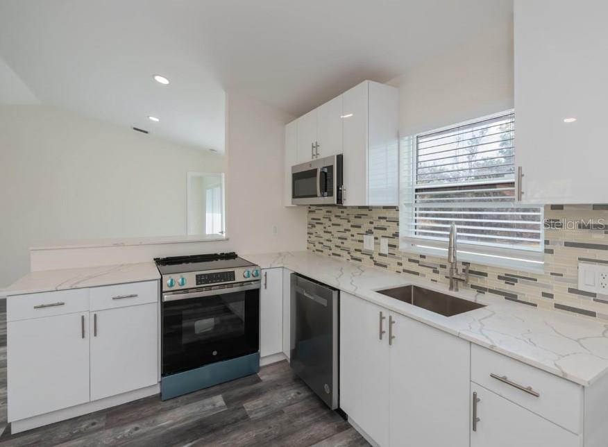 17319 TERRY AVE, PORT CHARLOTTE, FL, 33948