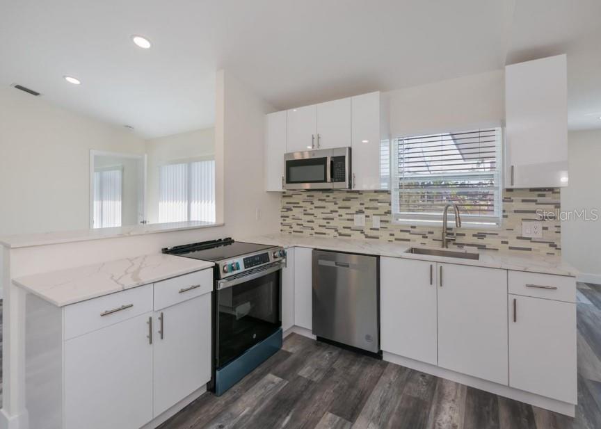 17319 TERRY AVE, PORT CHARLOTTE, FL, 33948