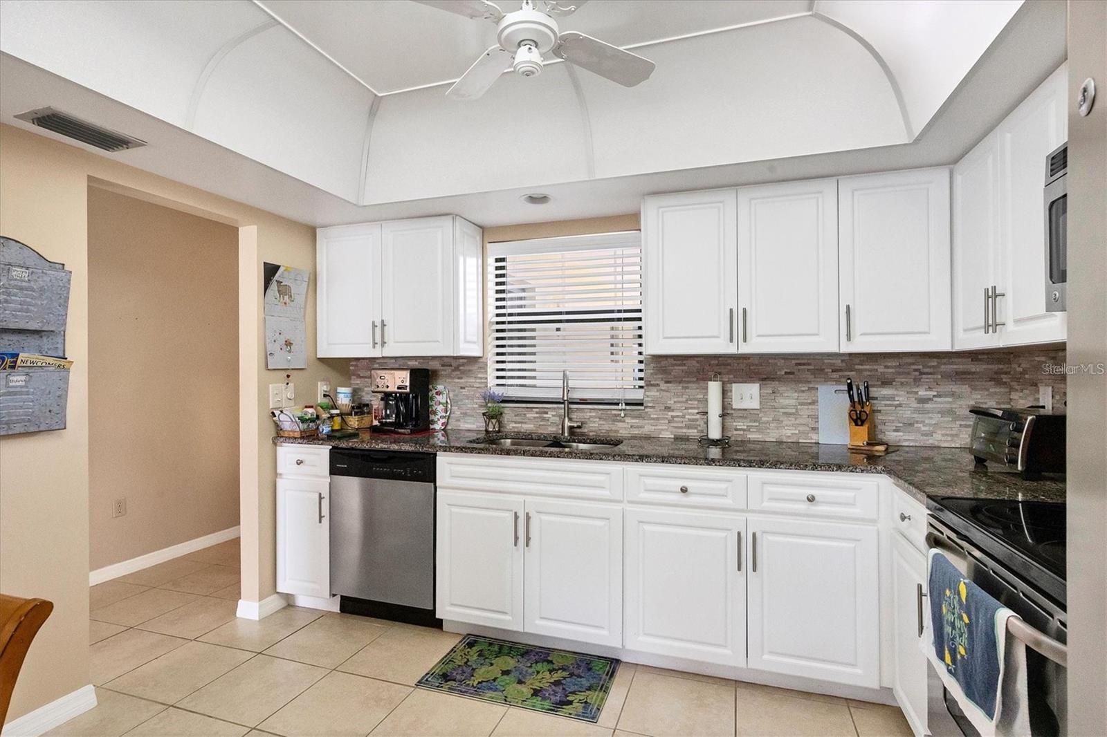 1759 LAKE PL #1759-B, VENICE, FL, 34293