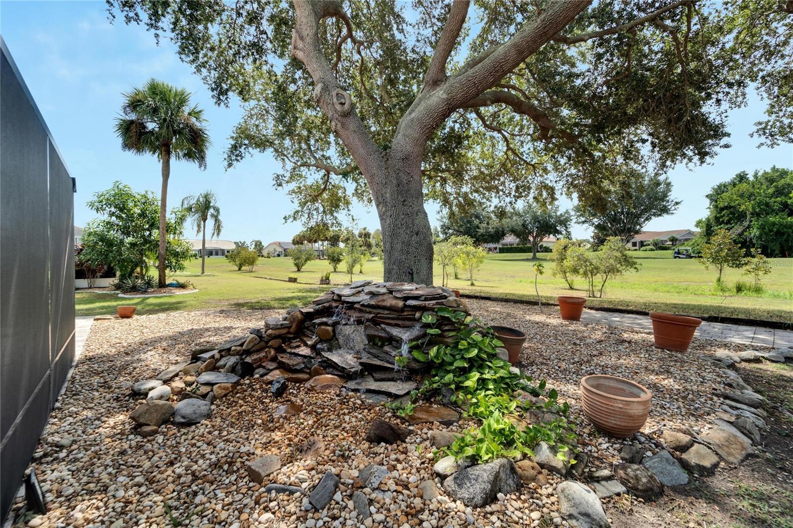 2215 NEW BEDFORD DR, SUN CITY CENTER, FL, 33573