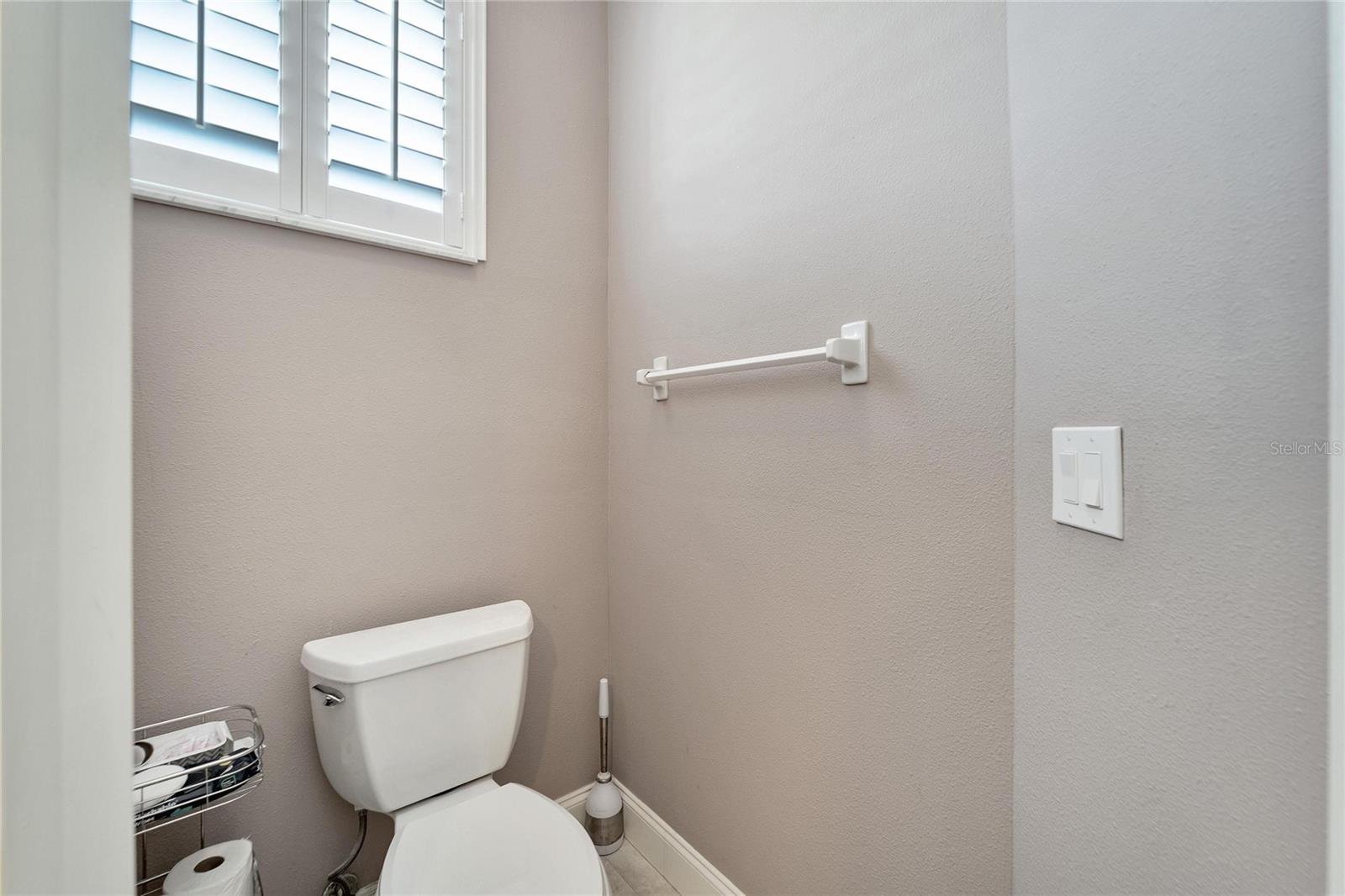 2215 NEW BEDFORD DR, SUN CITY CENTER, FL, 33573