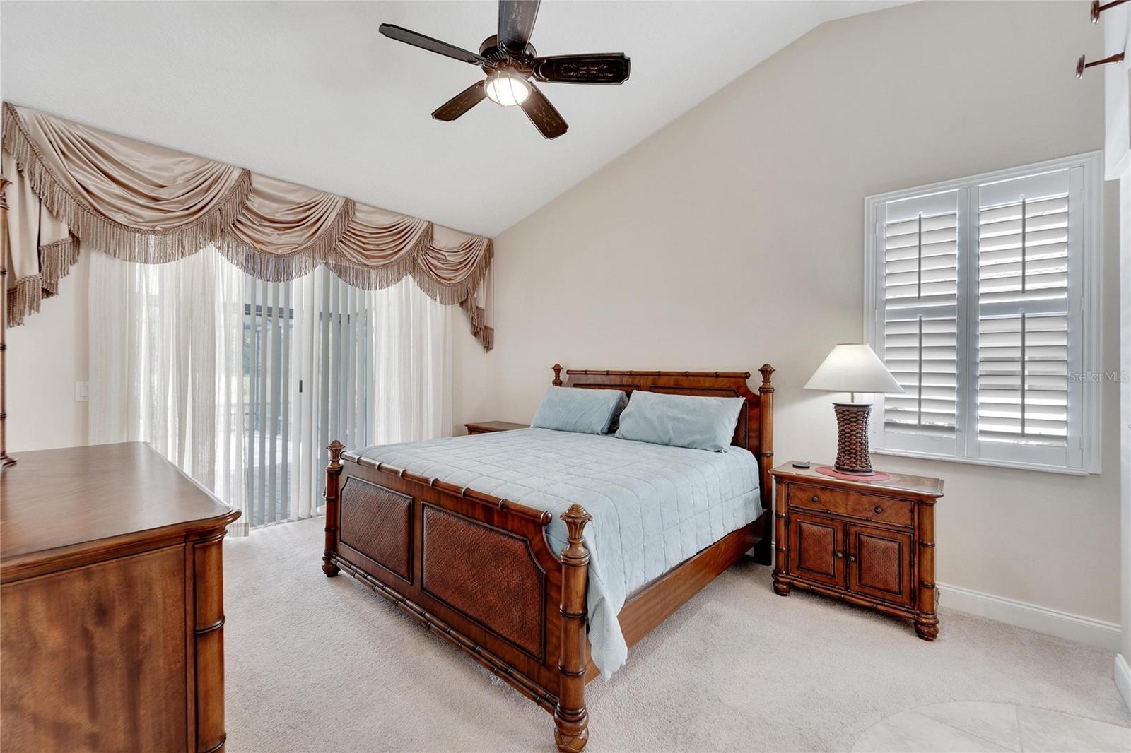 2215 NEW BEDFORD DR, SUN CITY CENTER, FL, 33573