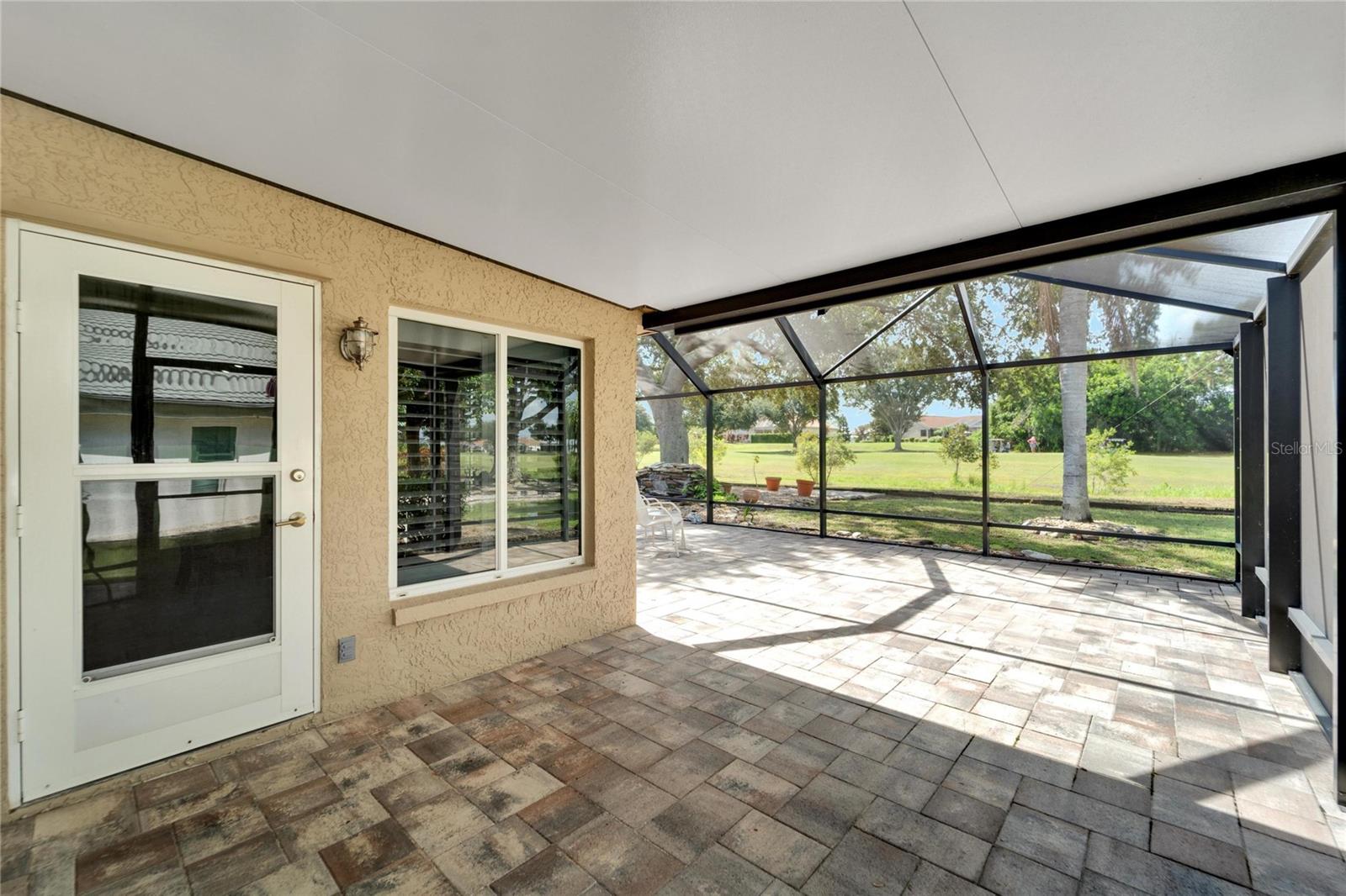 2215 NEW BEDFORD DR, SUN CITY CENTER, FL, 33573