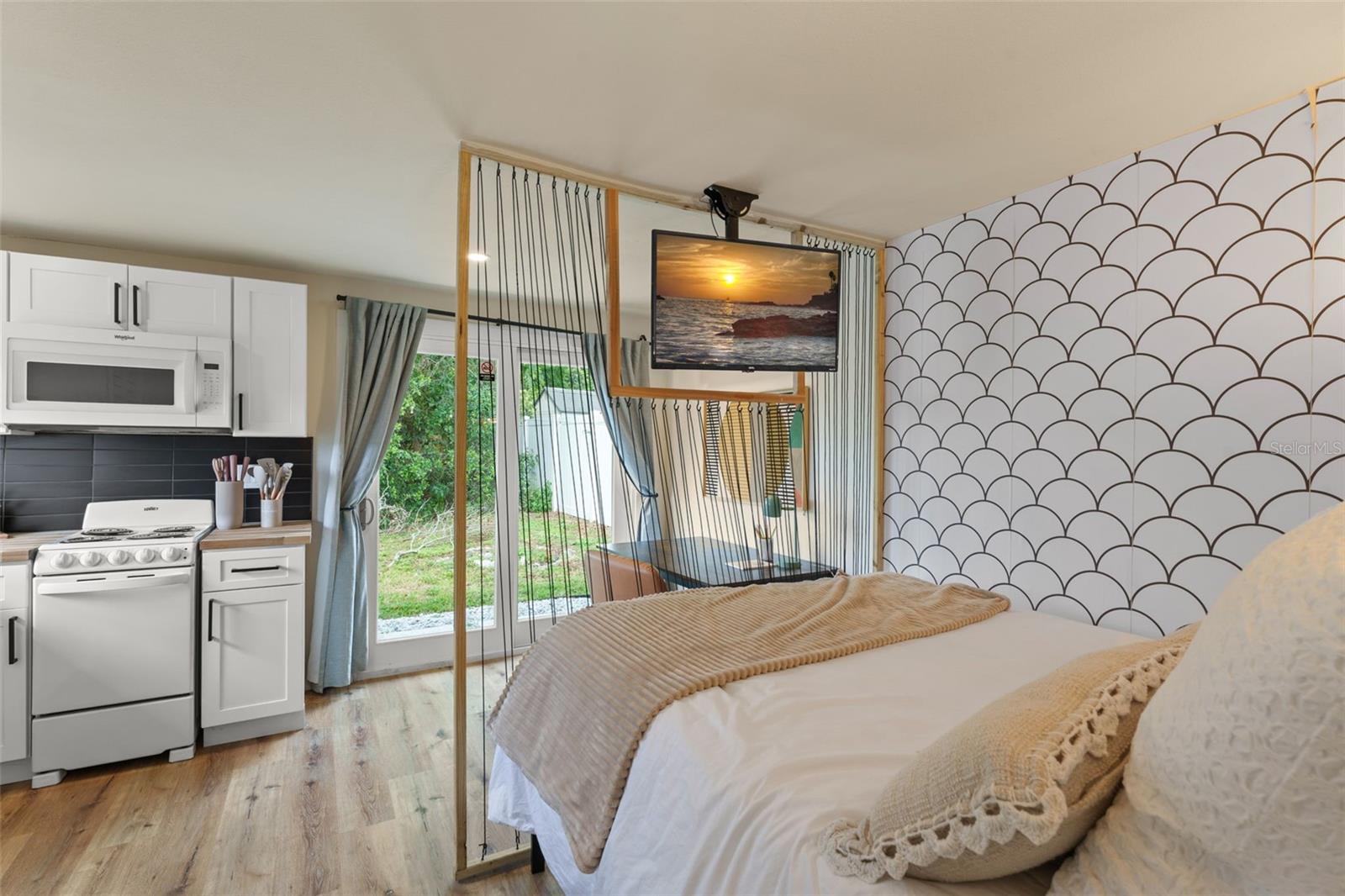 2129 E ESTHER ST, ORLANDO, FL, 32806