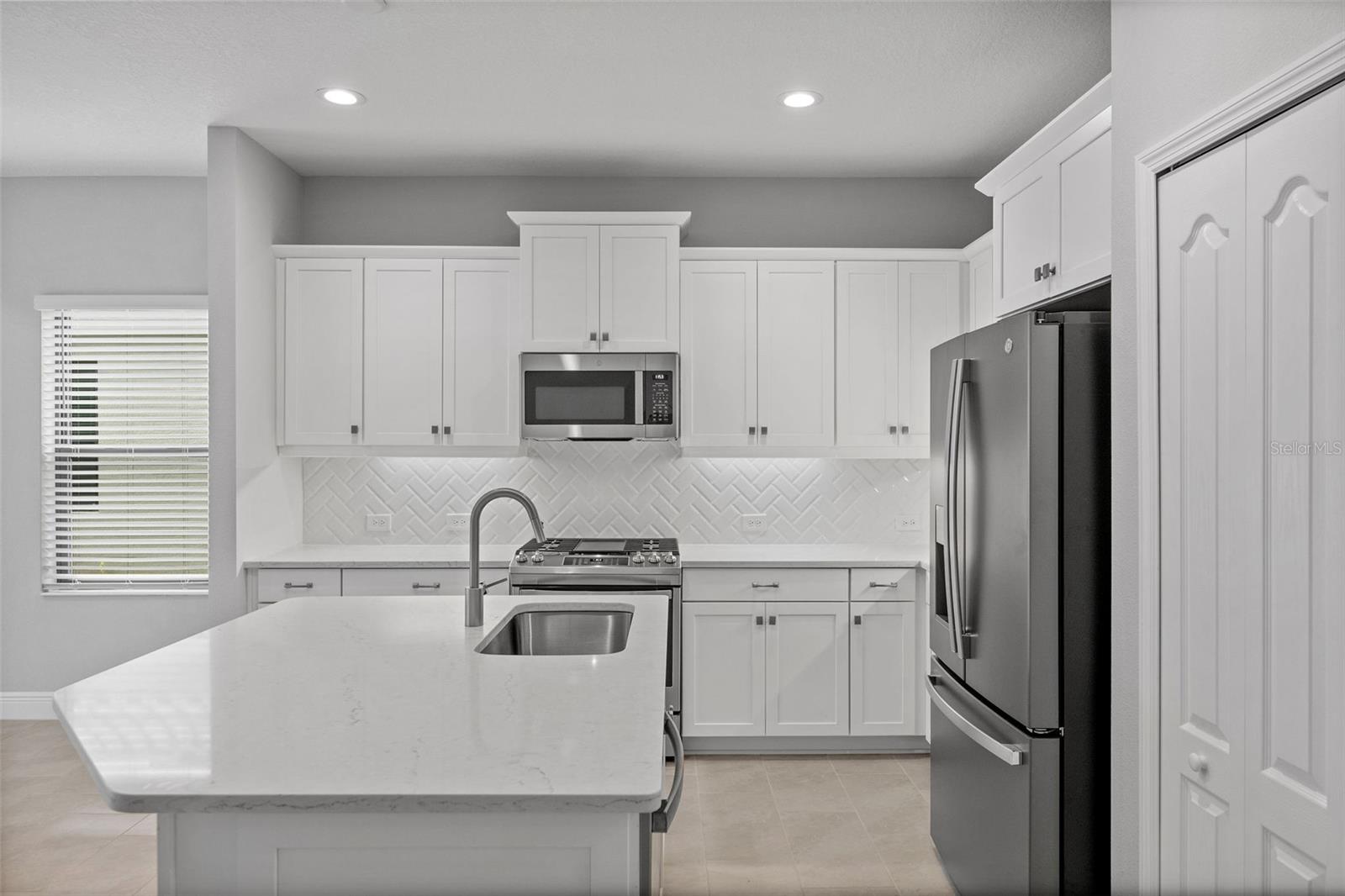 4338 TAMARIND PL, BRADENTON, FL, 34203