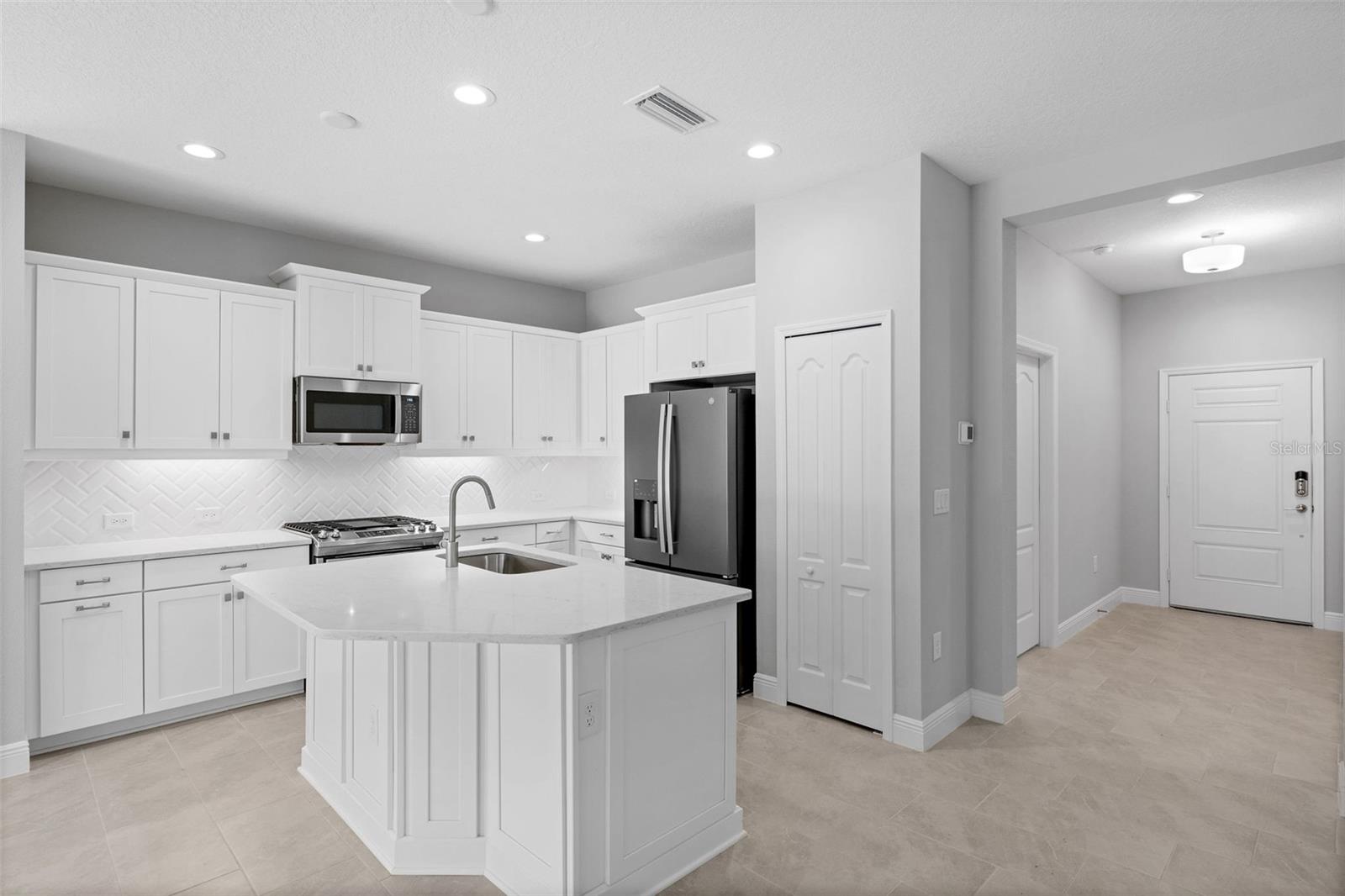 4338 TAMARIND PL, BRADENTON, FL, 34203