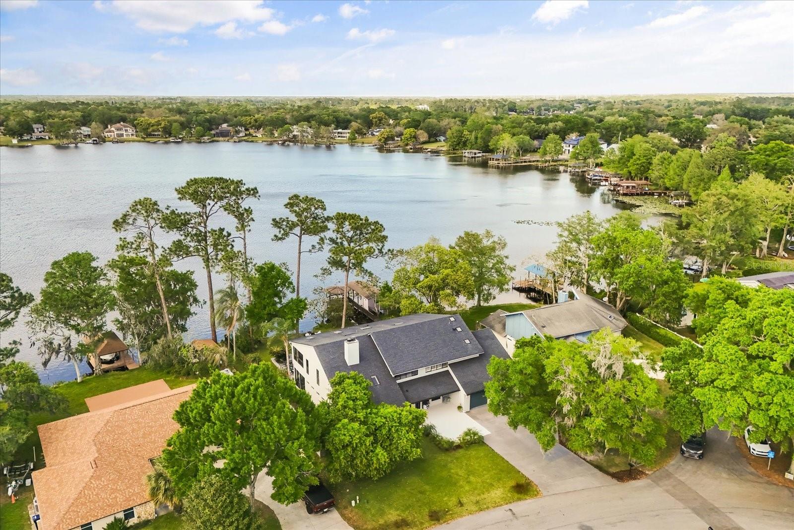 8041 LAKE WAUNATTA DR, WINTER PARK, FL, 32792