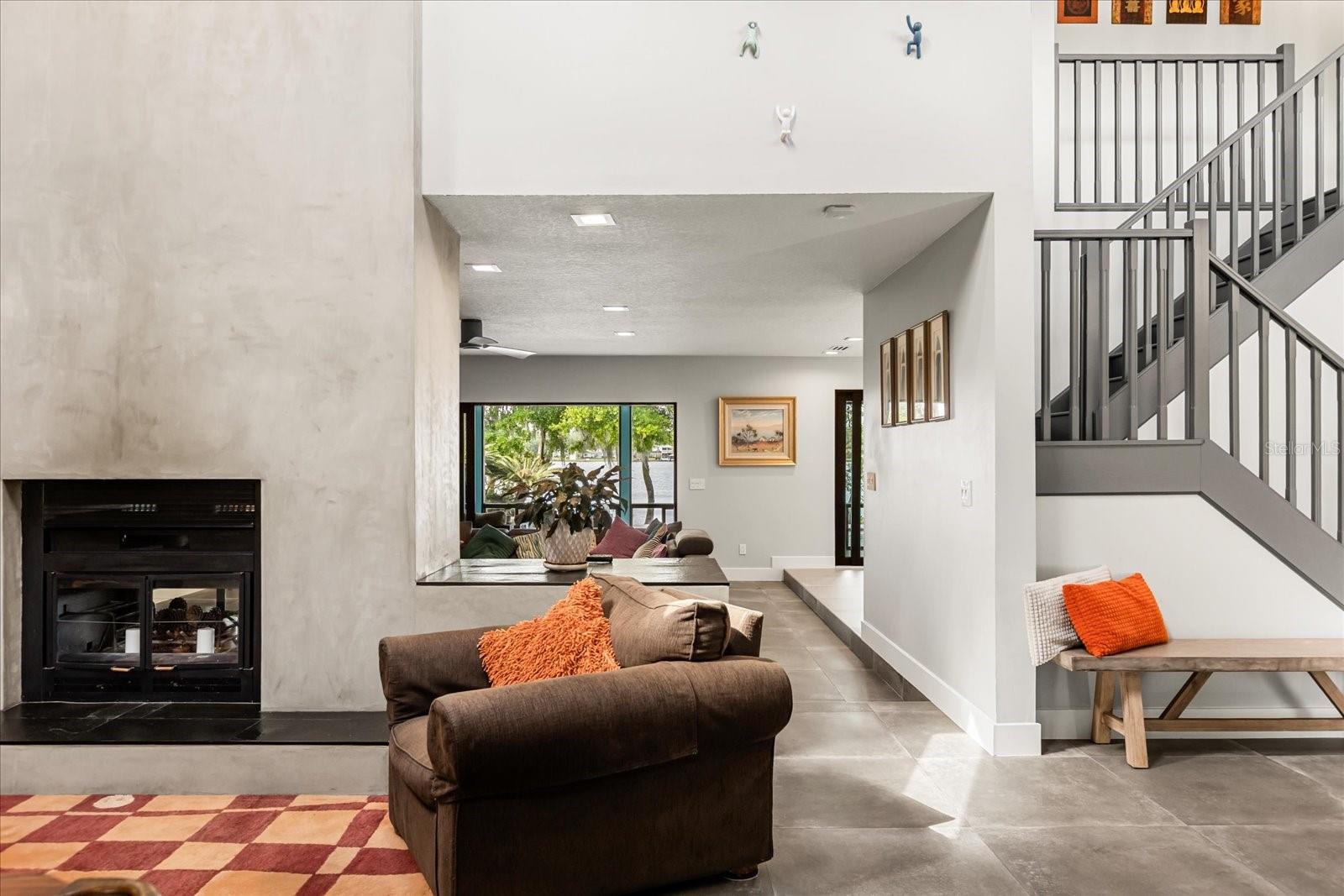 8041 LAKE WAUNATTA DR, WINTER PARK, FL, 32792