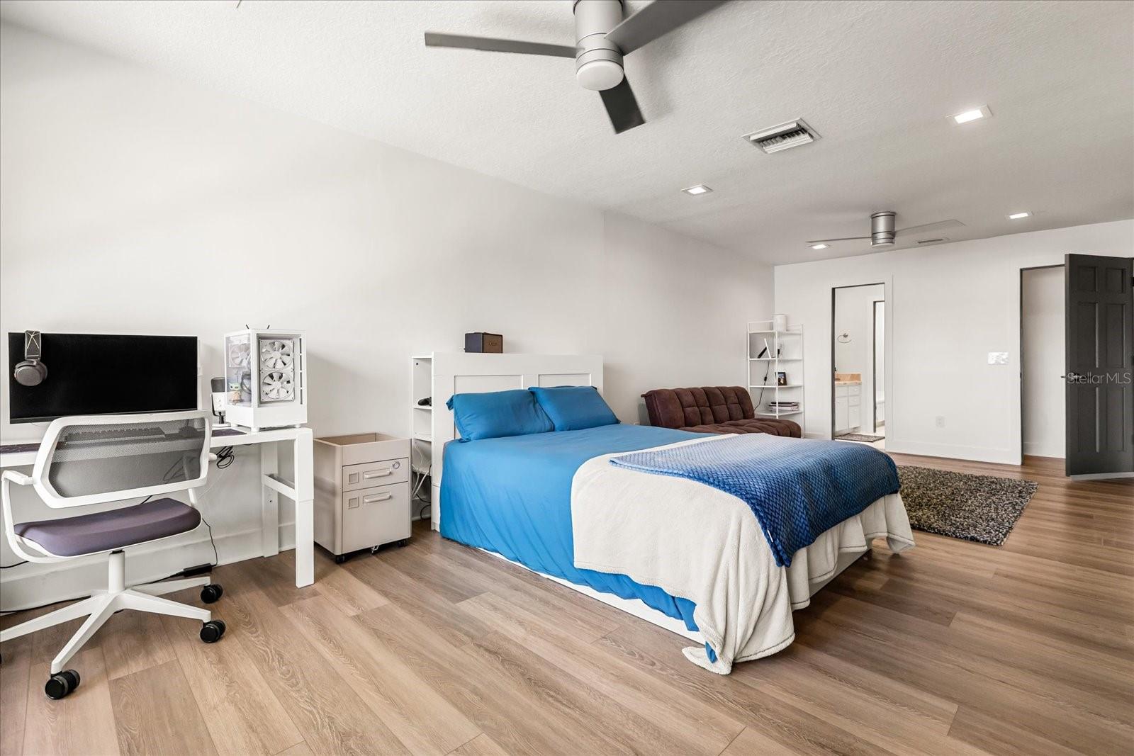 8041 LAKE WAUNATTA DR, WINTER PARK, FL, 32792