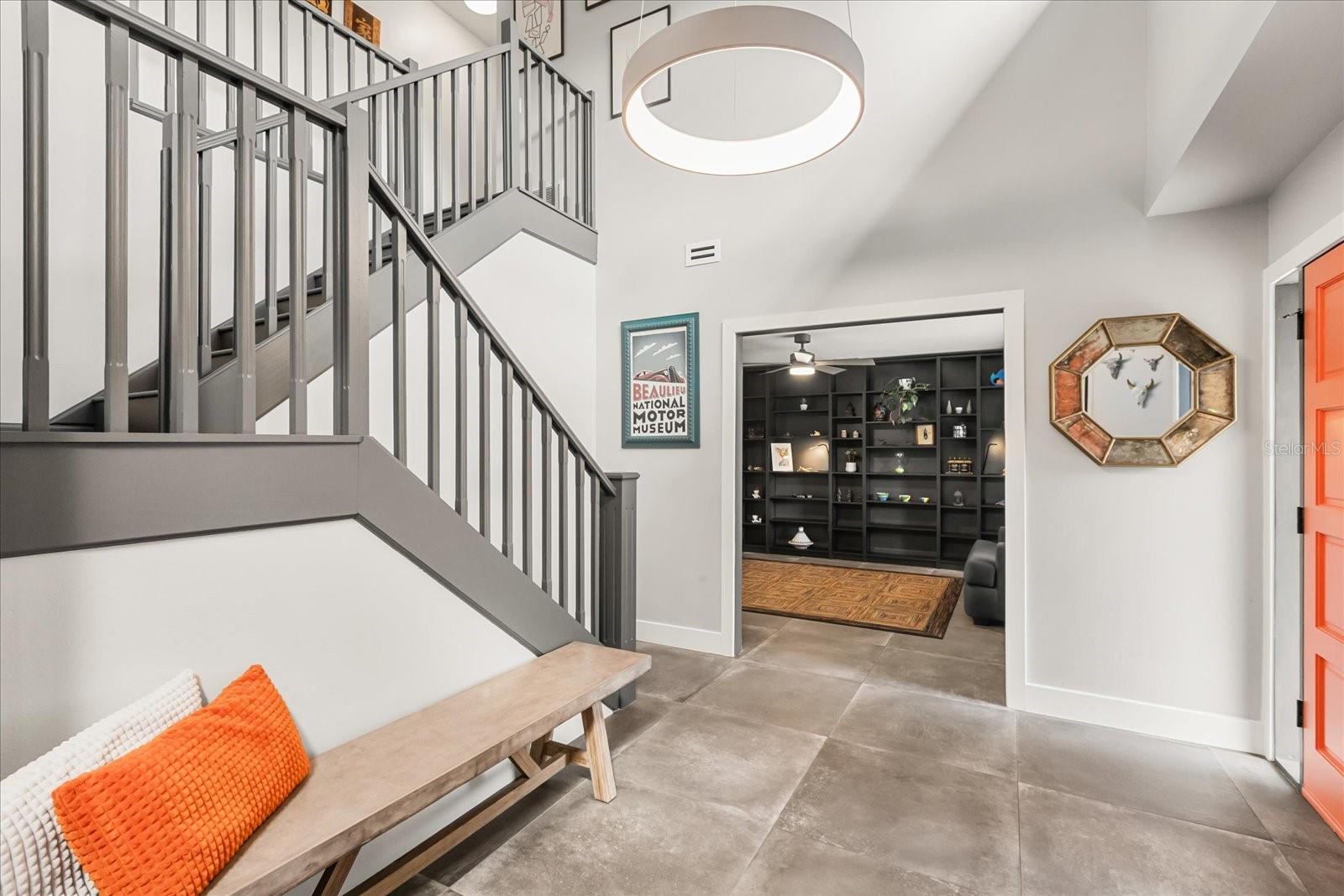 8041 LAKE WAUNATTA DR, WINTER PARK, FL, 32792