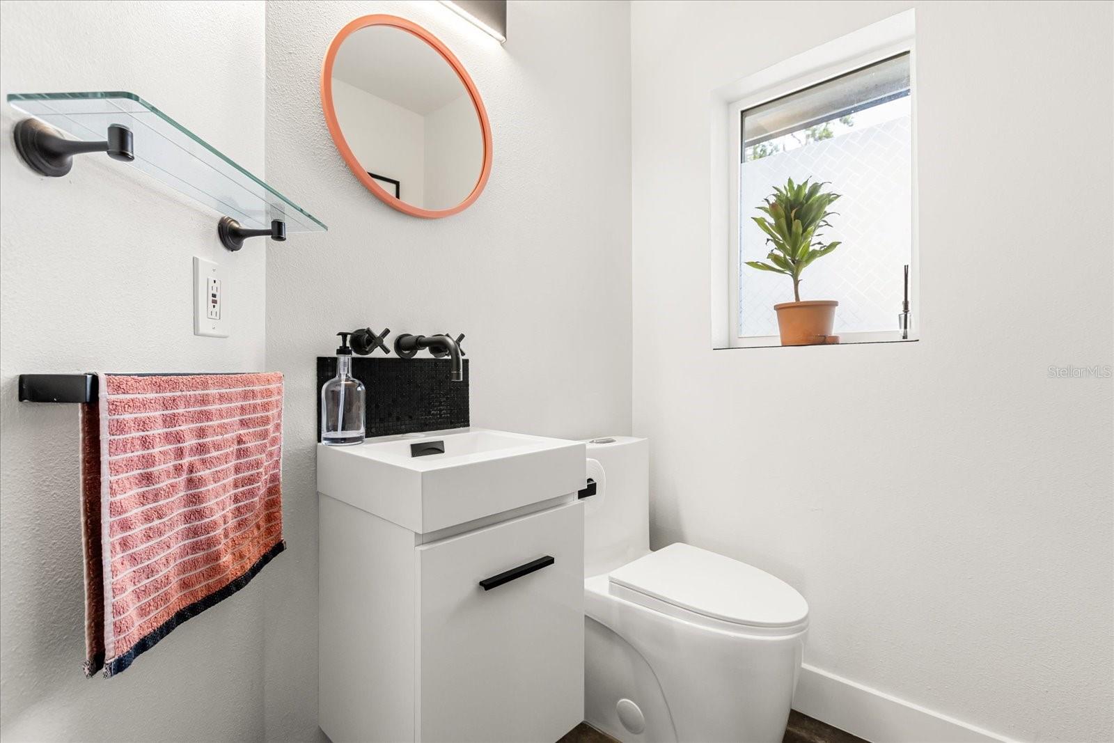 8041 LAKE WAUNATTA DR, WINTER PARK, FL, 32792