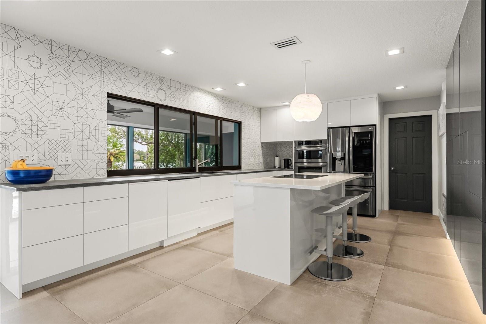 8041 LAKE WAUNATTA DR, WINTER PARK, FL, 32792