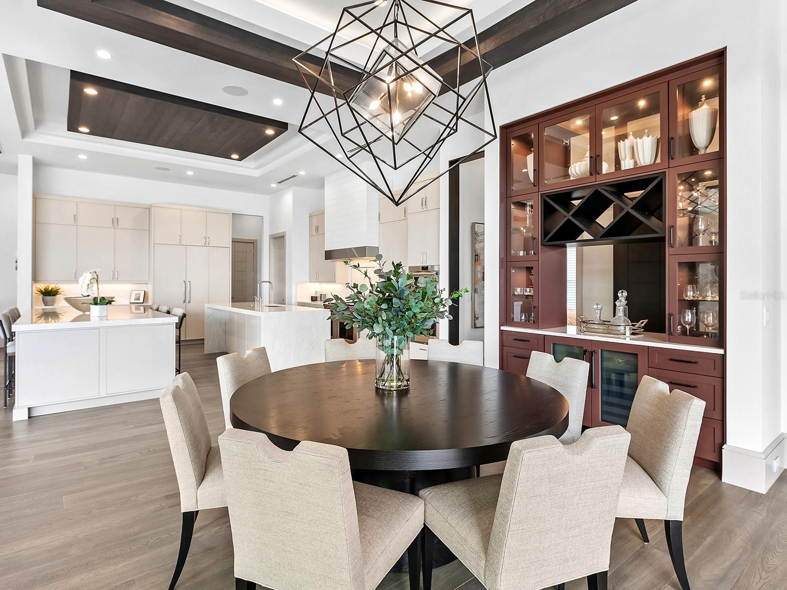 A4647045 Property Photo