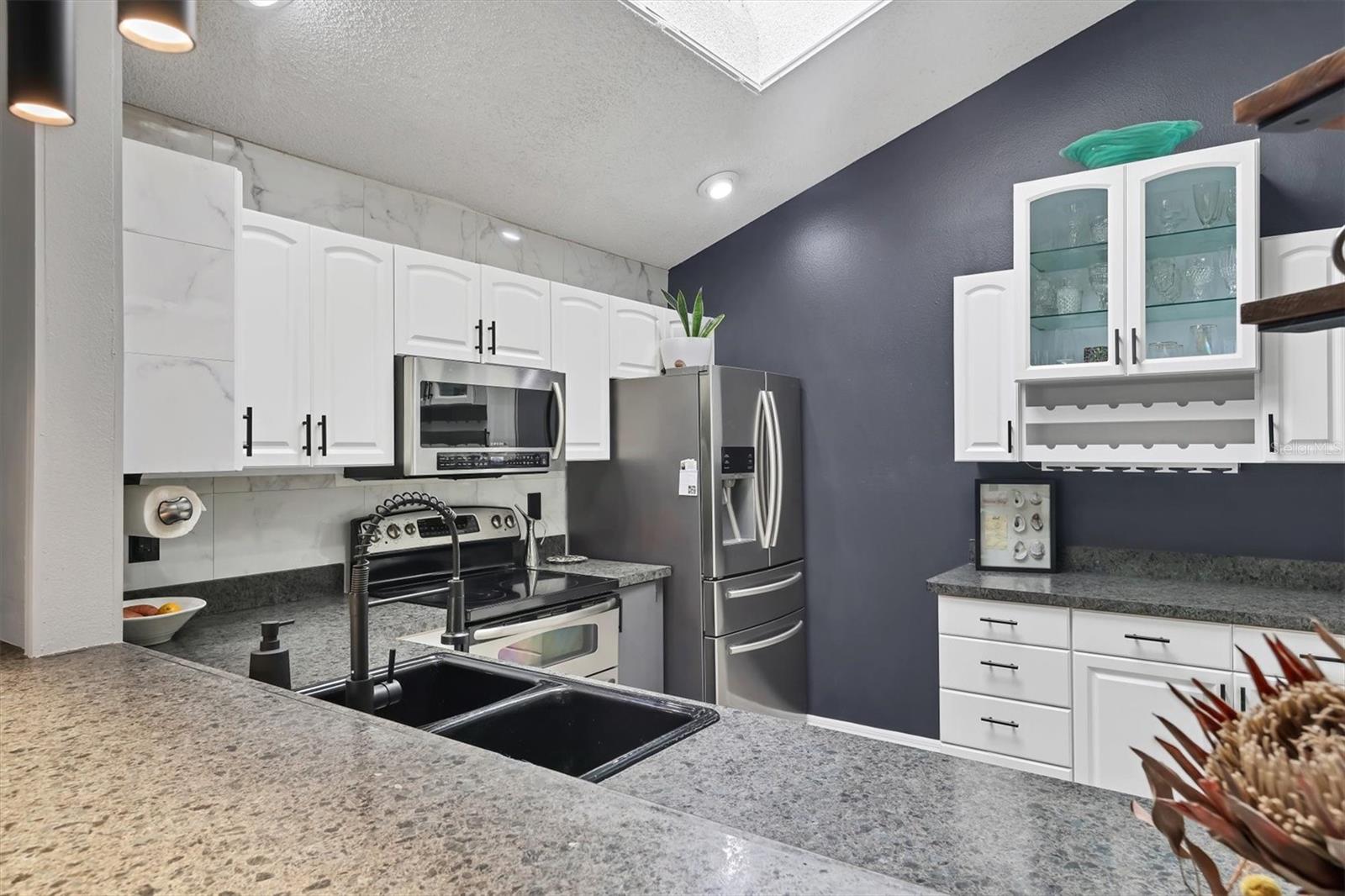 3912 39TH AVE W, BRADENTON, FL, 34205