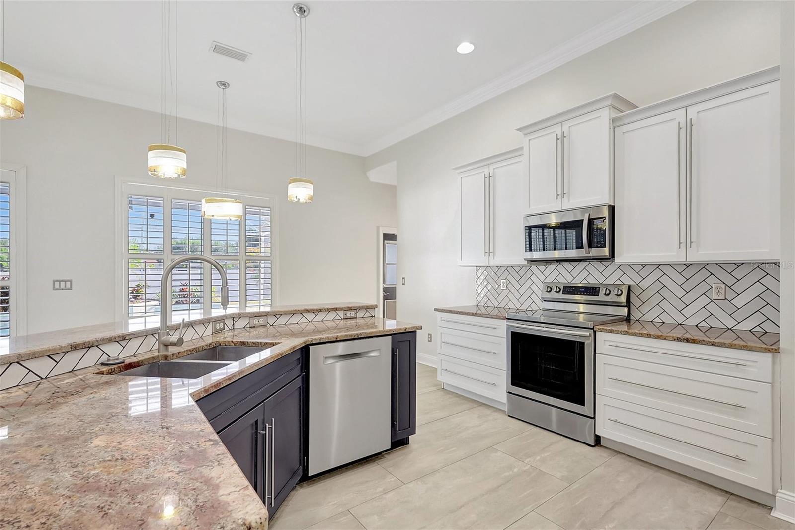 2863 DUNCAN TREE CIR, VALRICO, FL, 33594