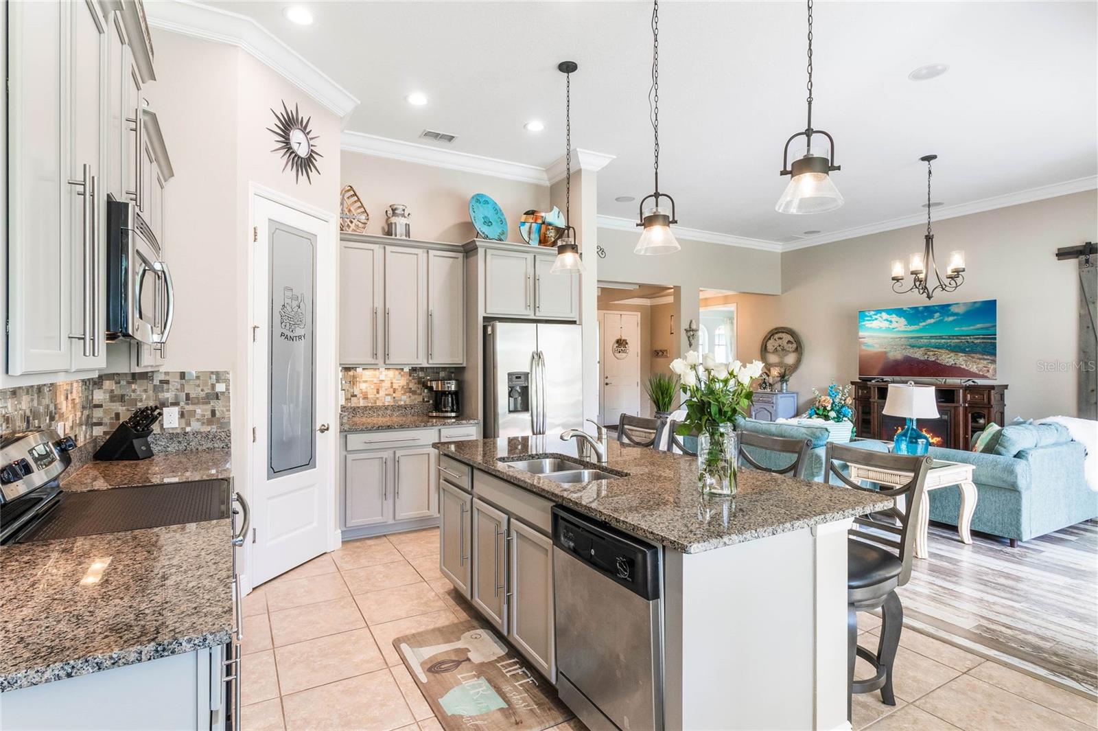 3750 PARADISO CIR, KISSIMMEE, FL, 34746