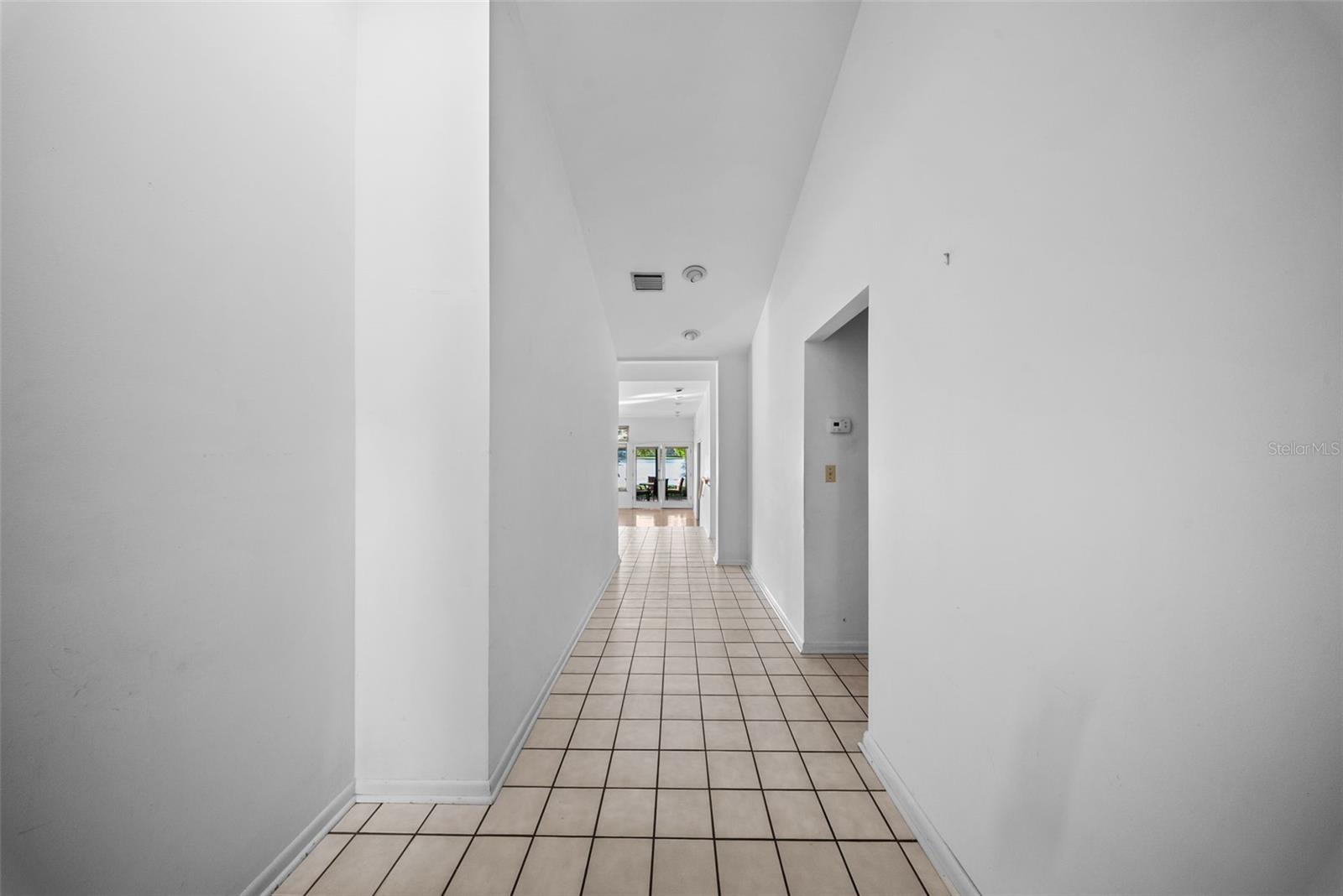 12107 LAKE CARROLL DR, TAMPA, FL, 33618