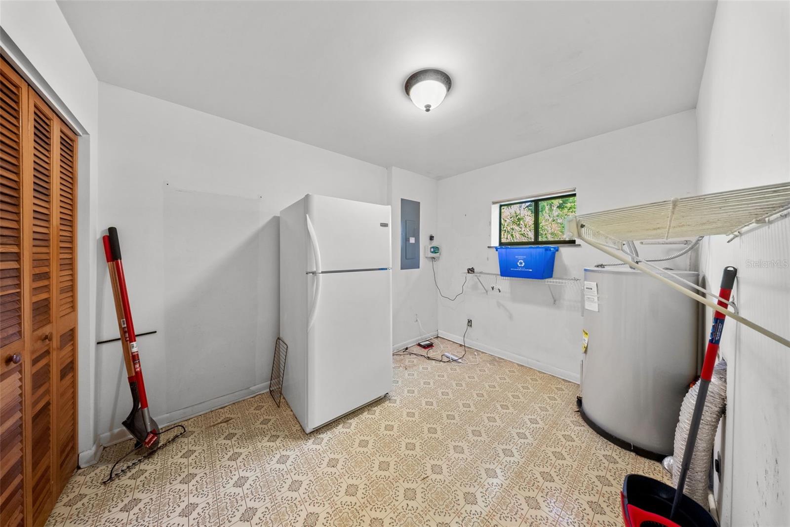 12107 LAKE CARROLL DR, TAMPA, FL, 33618