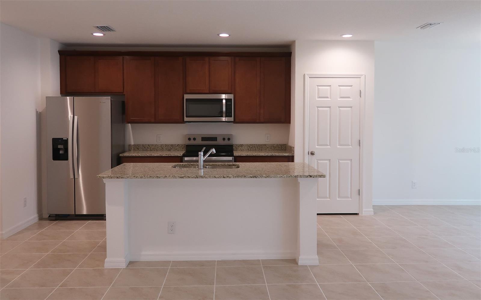 224 GLASS ONION DR, GROVELAND, FL, 34737