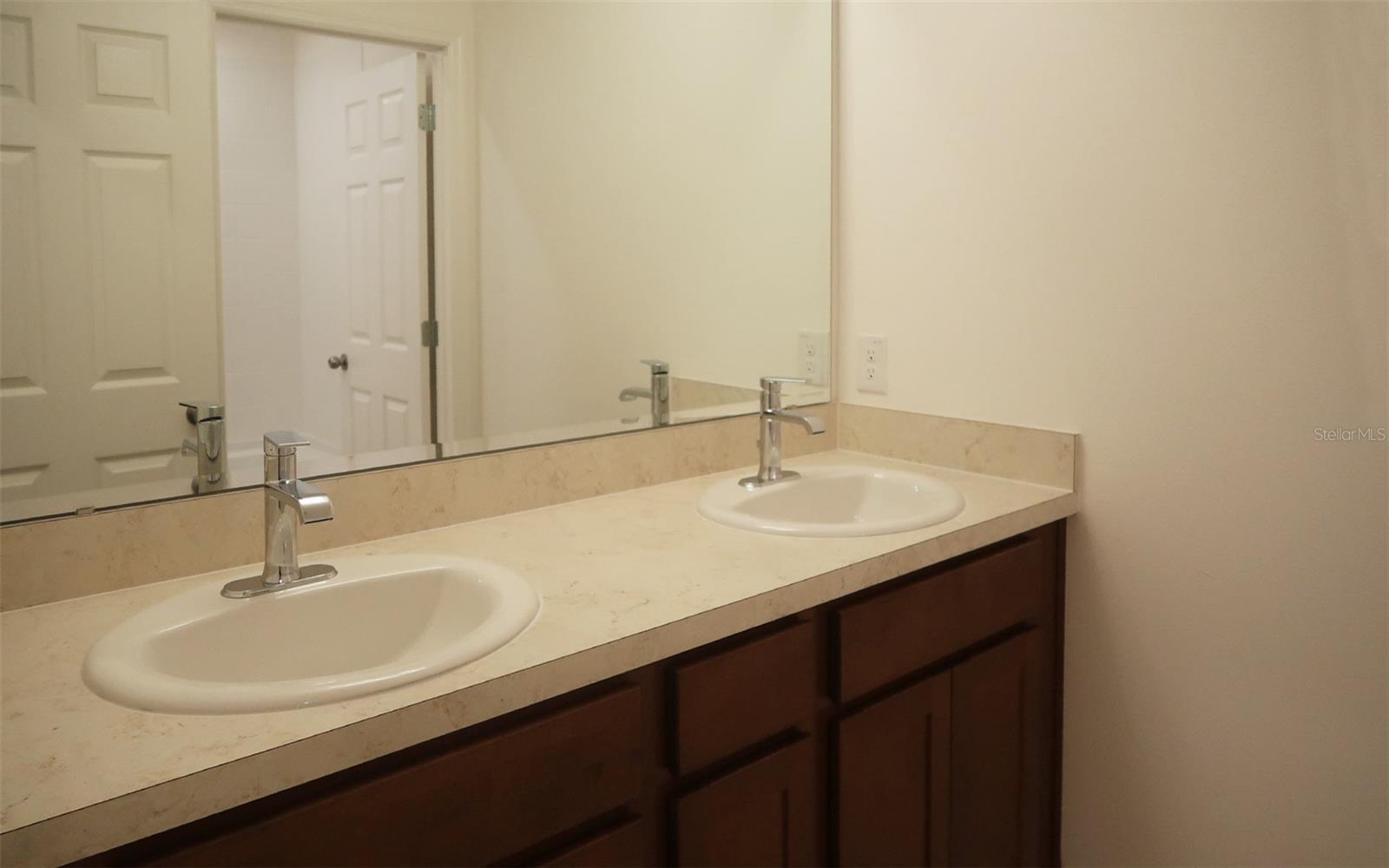 224 GLASS ONION DR, GROVELAND, FL, 34737