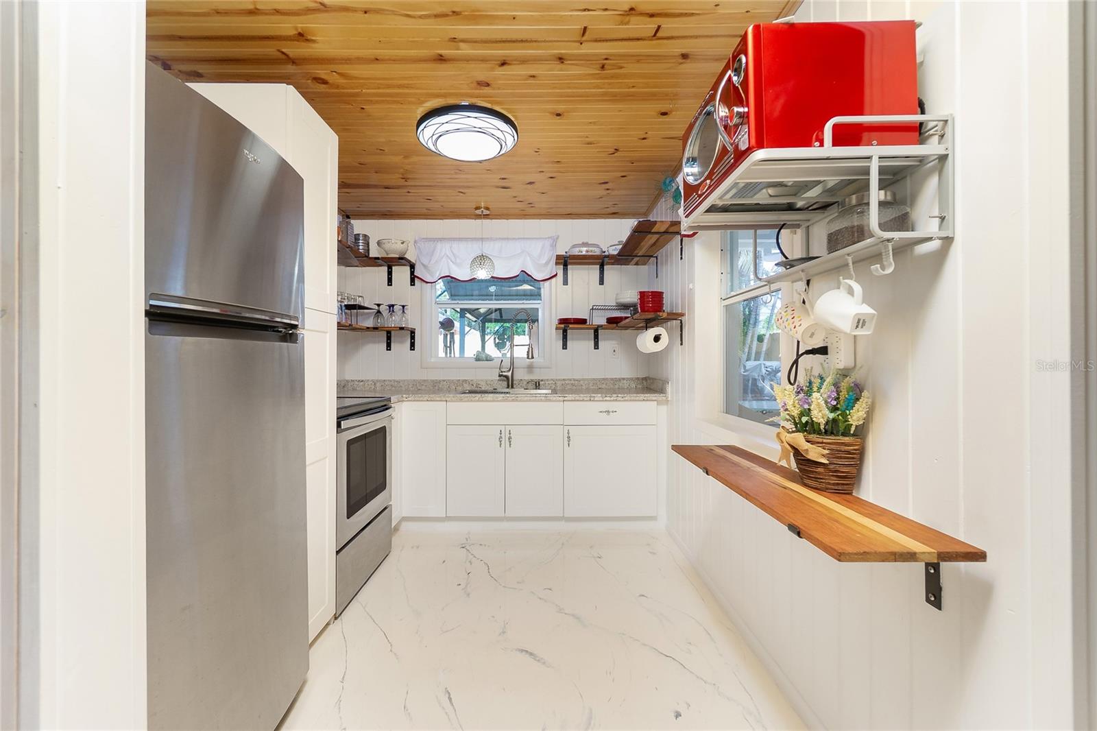 221 NIPPINO TRL E, NOKOMIS, FL, 34275
