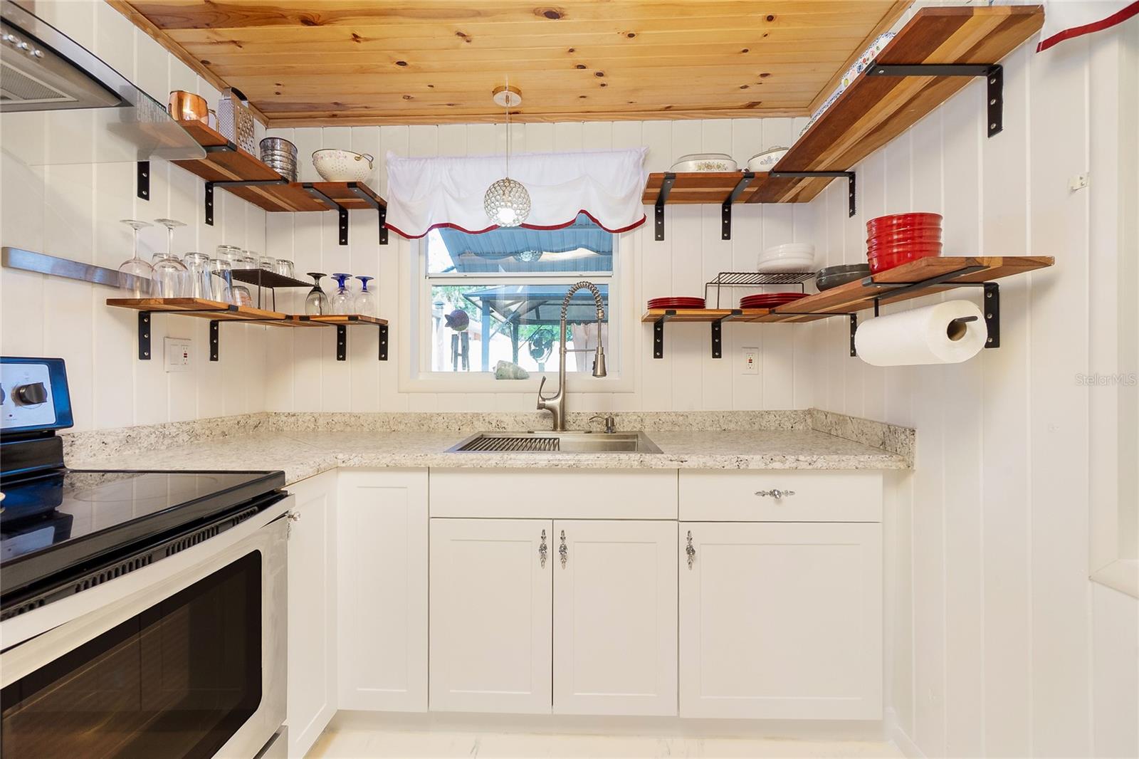 221 NIPPINO TRL E, NOKOMIS, FL, 34275