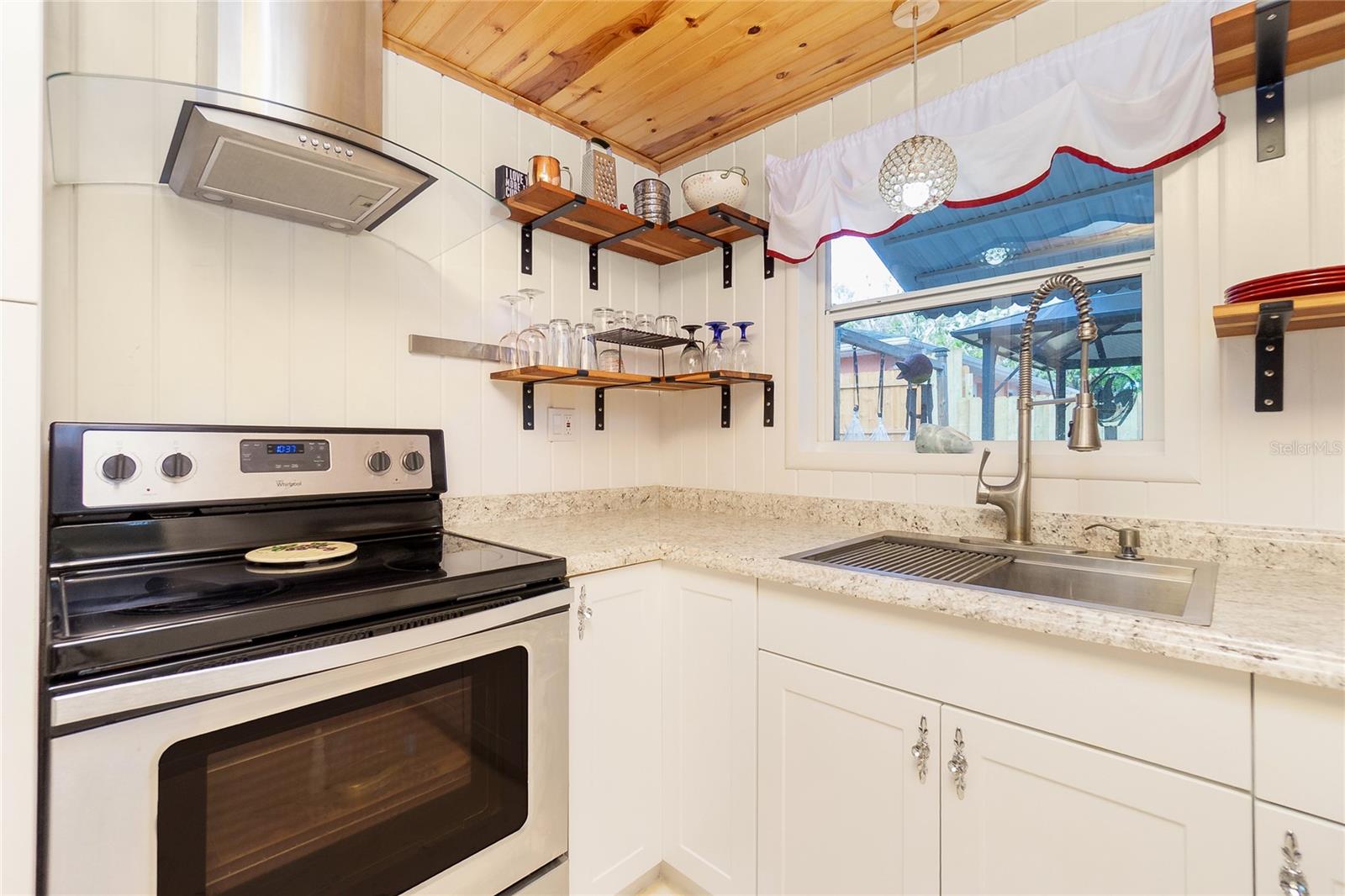 221 NIPPINO TRL E, NOKOMIS, FL, 34275
