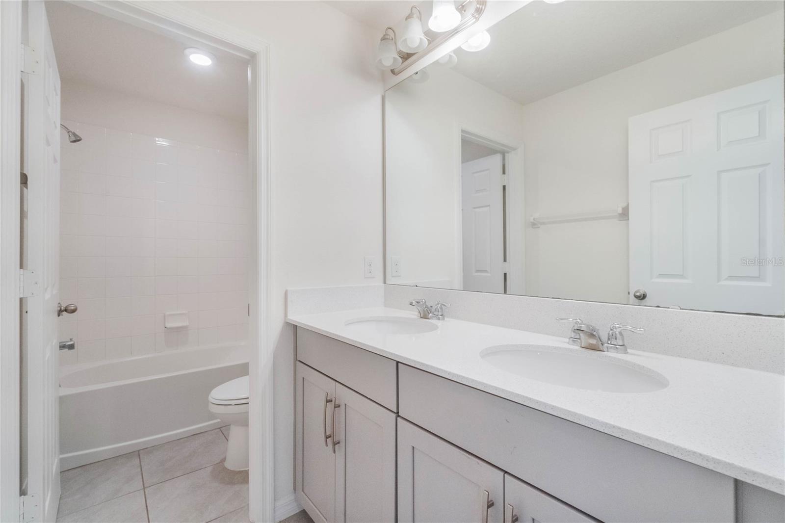 2811 ALPINE MEADOW LN, KISSIMMEE, FL, 34744