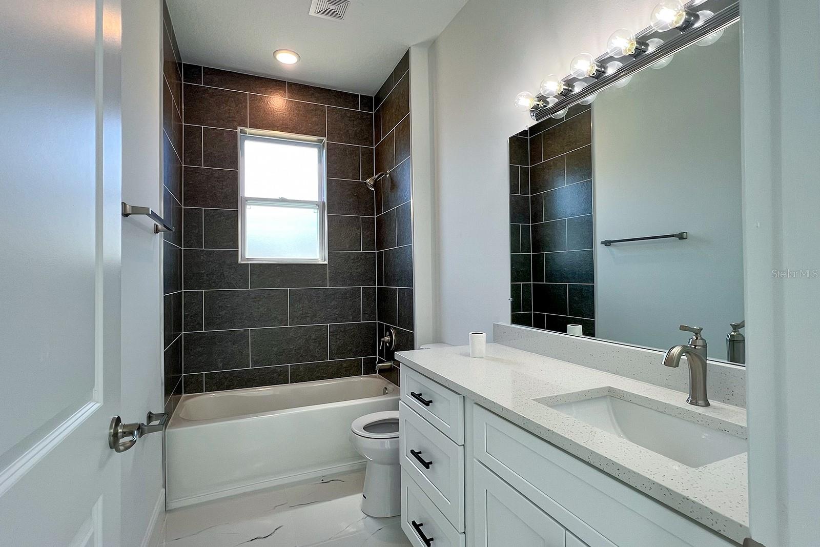 109 MAGNOLIA MANOR LN, LAKE PLACID, FL, 33852