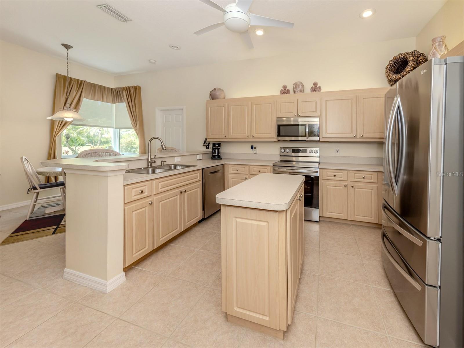 615 MAY APPLE WAY, VENICE, FL, 34293