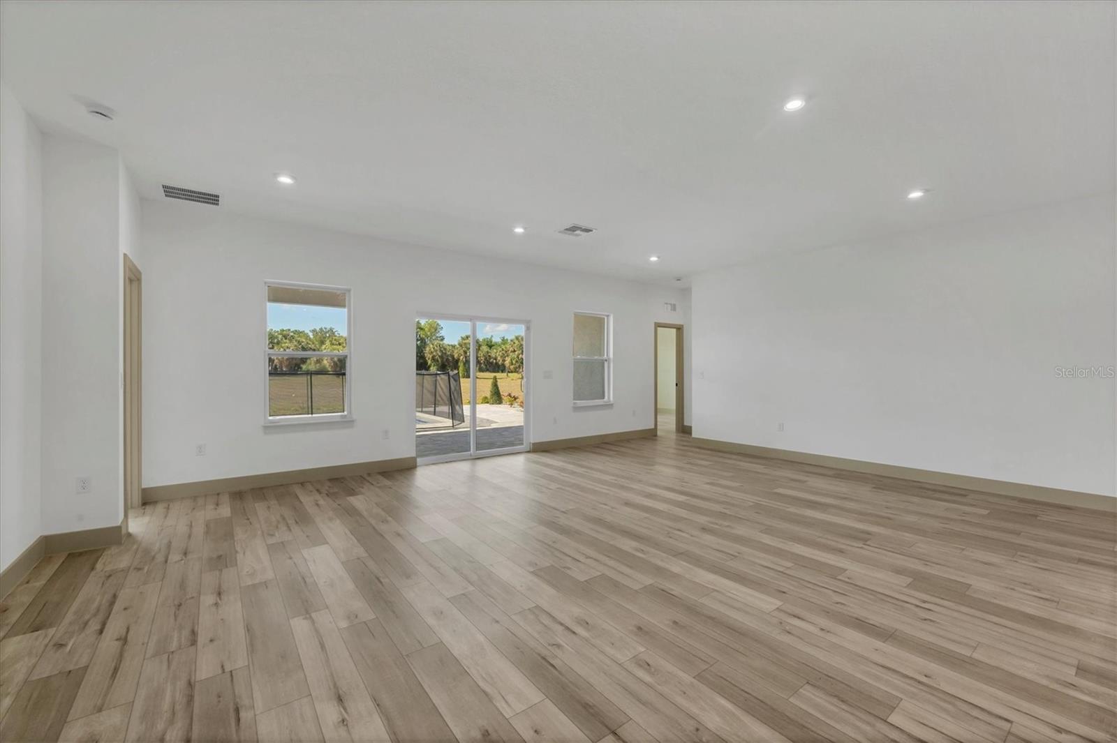 16489 TRADING POST RD, PUNTA GORDA, FL, 33955