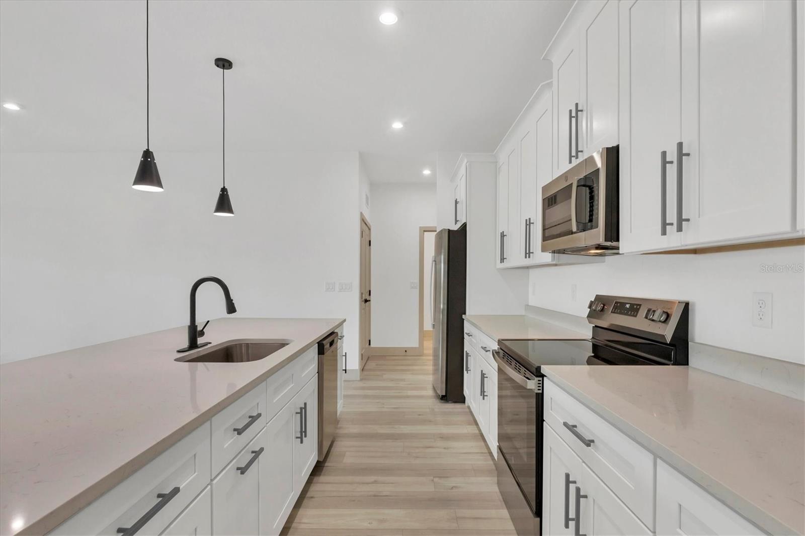 16489 TRADING POST RD, PUNTA GORDA, FL, 33955