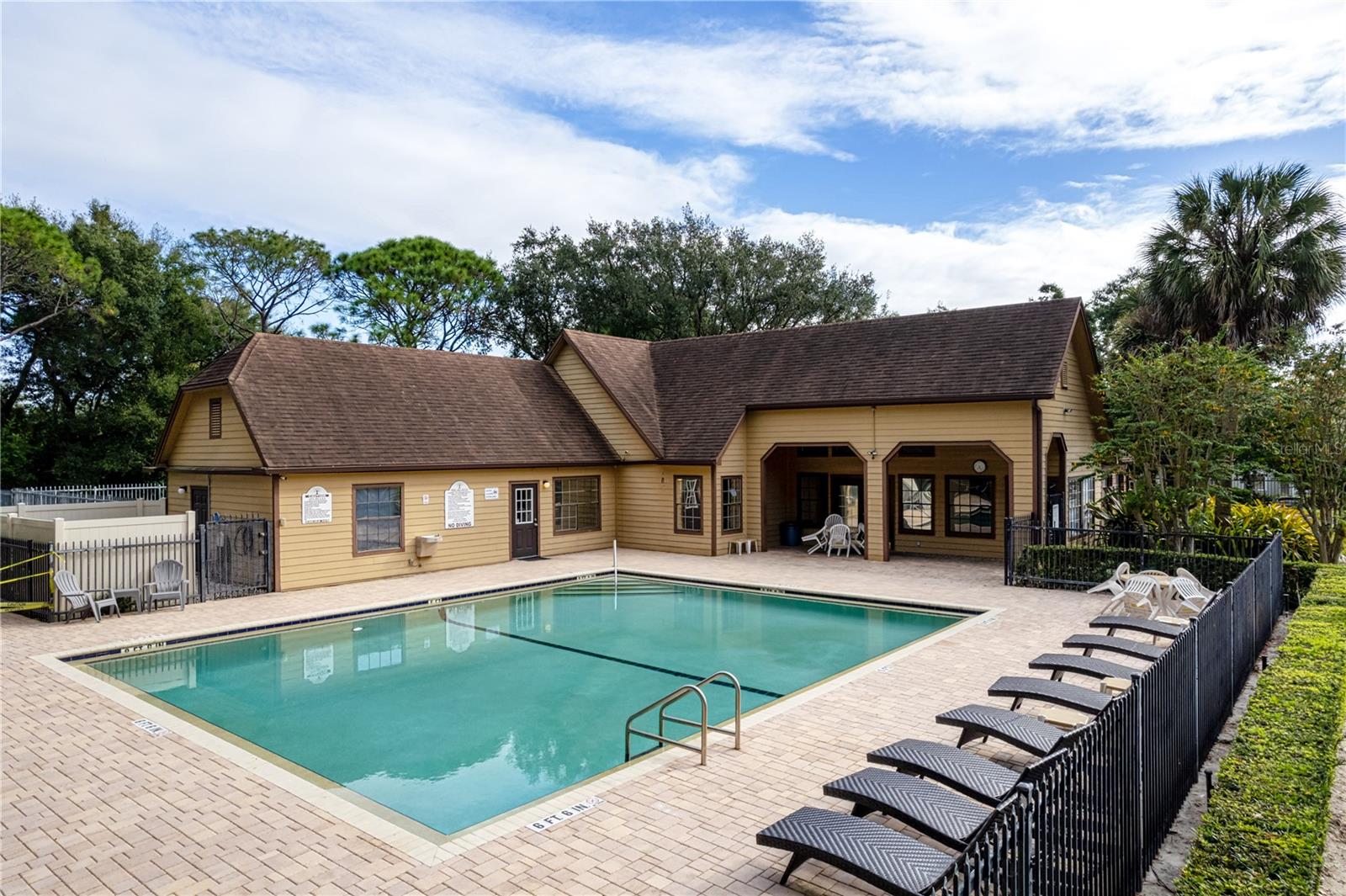 390 WOODSIDE DR #302, ALTAMONTE SPRINGS, FL, 32701