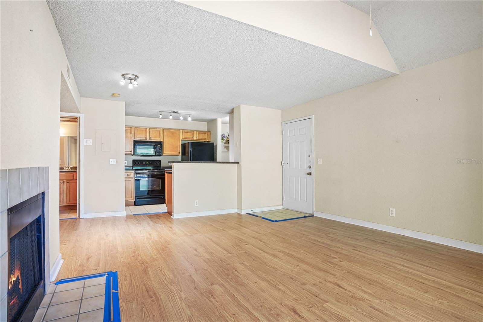 390 WOODSIDE DR #302, ALTAMONTE SPRINGS, FL, 32701