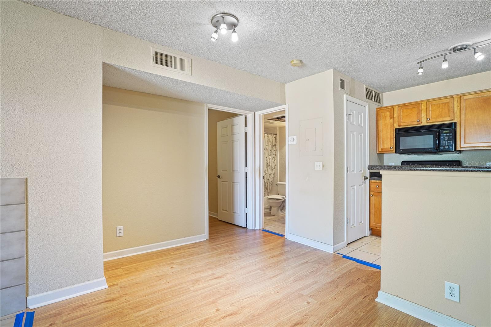 390 WOODSIDE DR #302, ALTAMONTE SPRINGS, FL, 32701