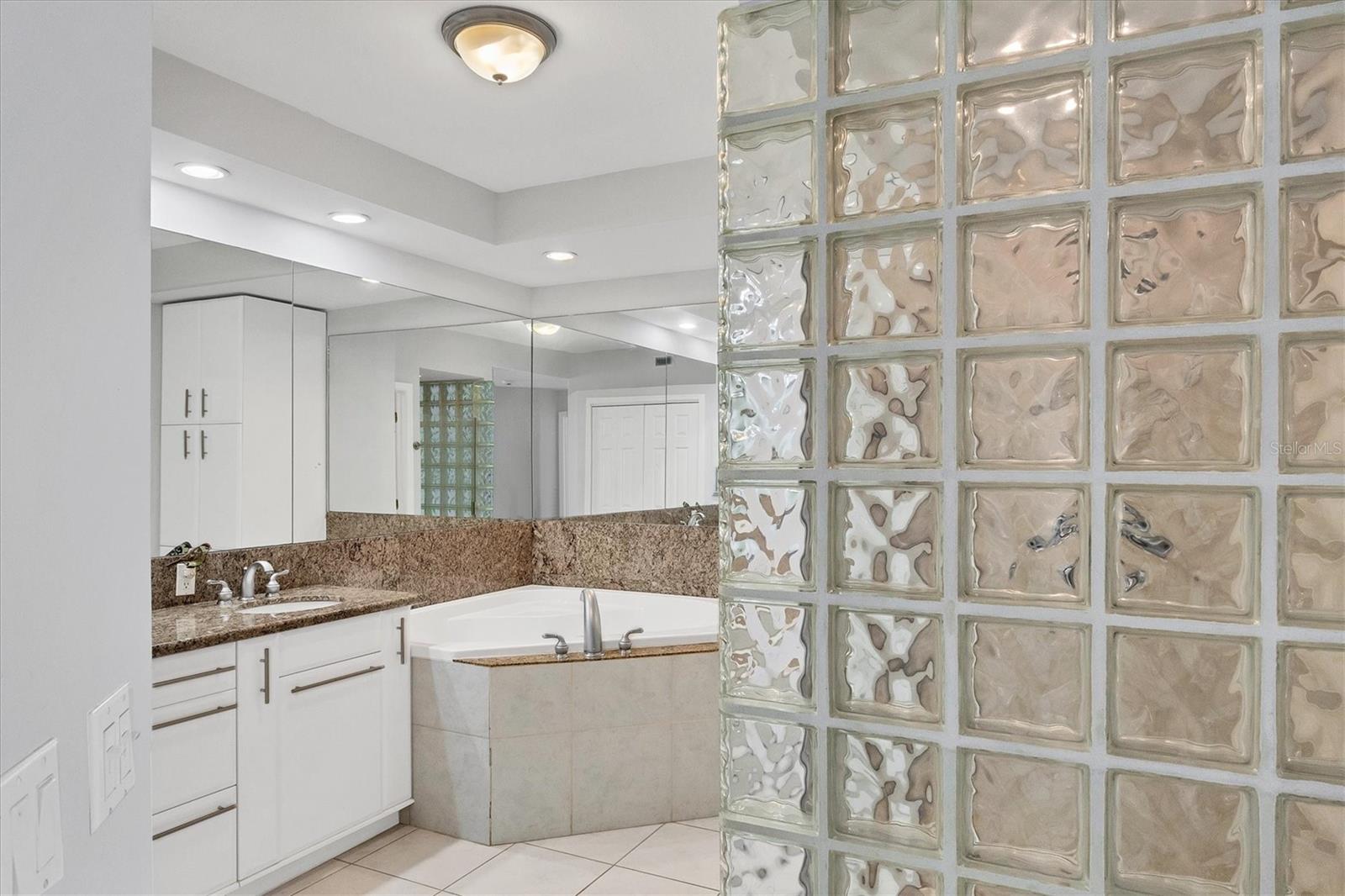 7334 REGINA ROYALE #74, SARASOTA, FL, 34238