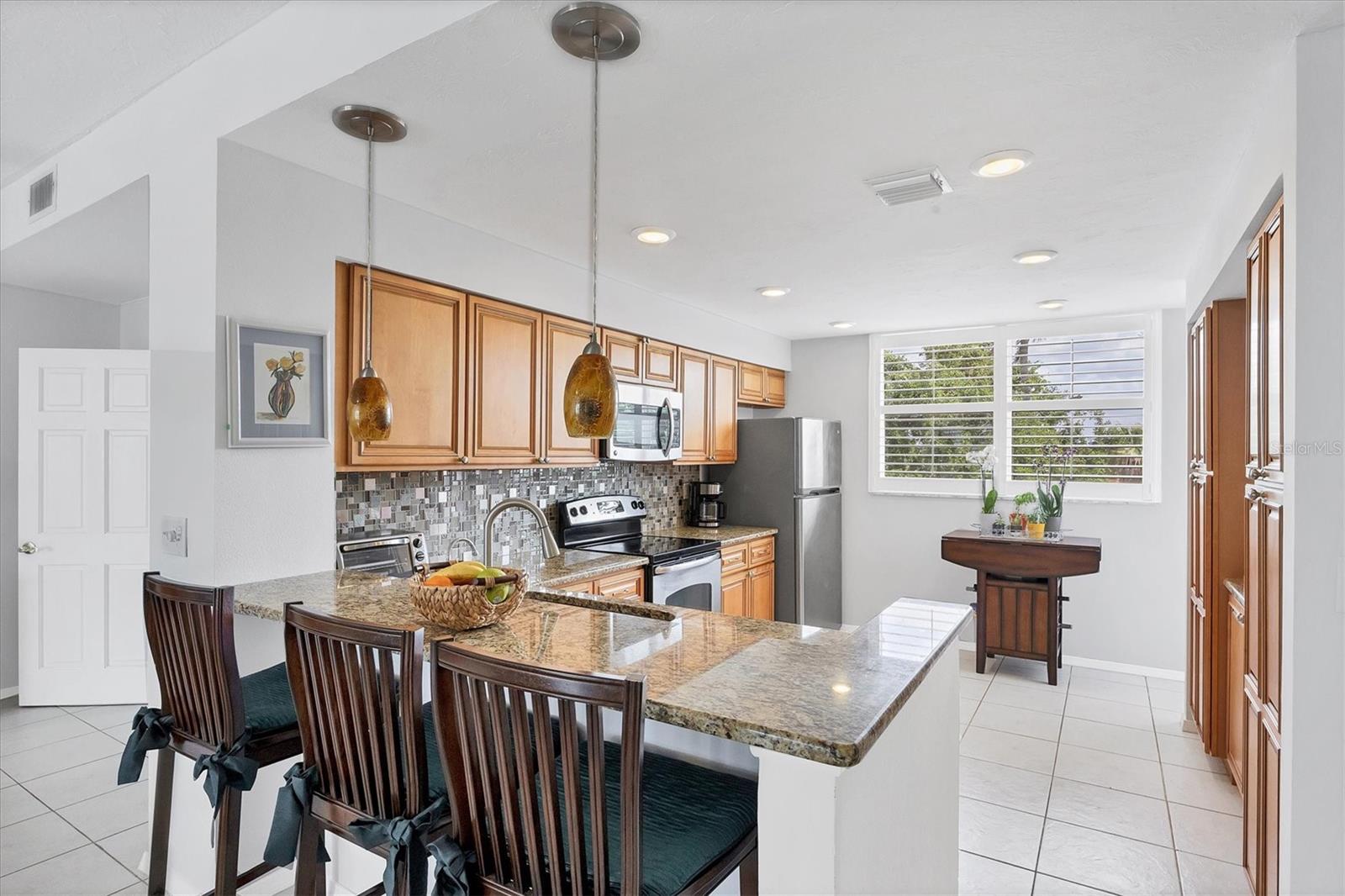 7334 REGINA ROYALE #74, SARASOTA, FL, 34238