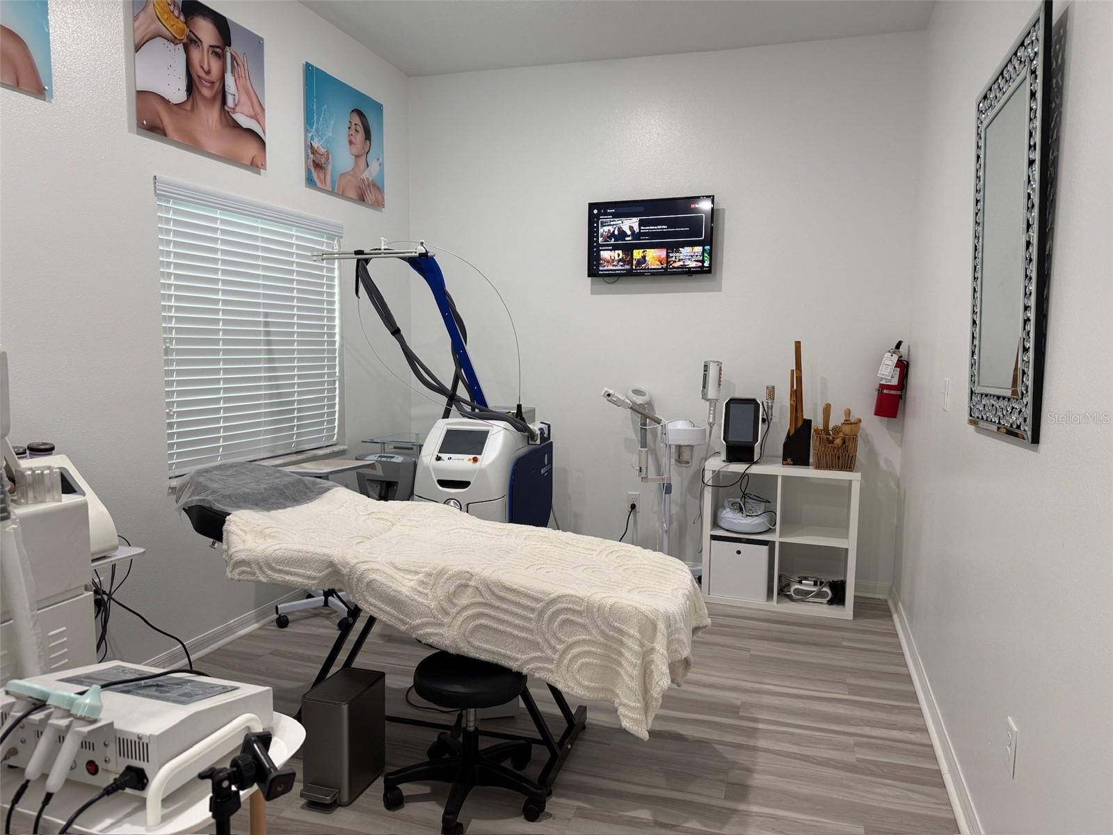 4377 HUNTERS PARK LN, ORLANDO, FL, 32837