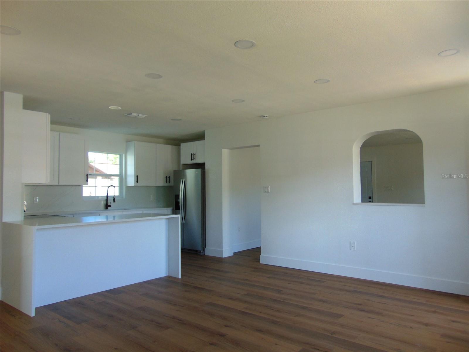 3002 W HAYA ST, TAMPA, FL, 33614