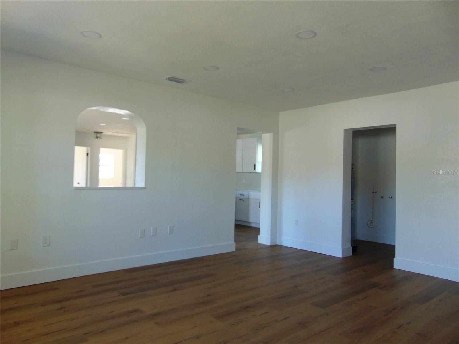 3002 W HAYA ST, TAMPA, FL, 33614