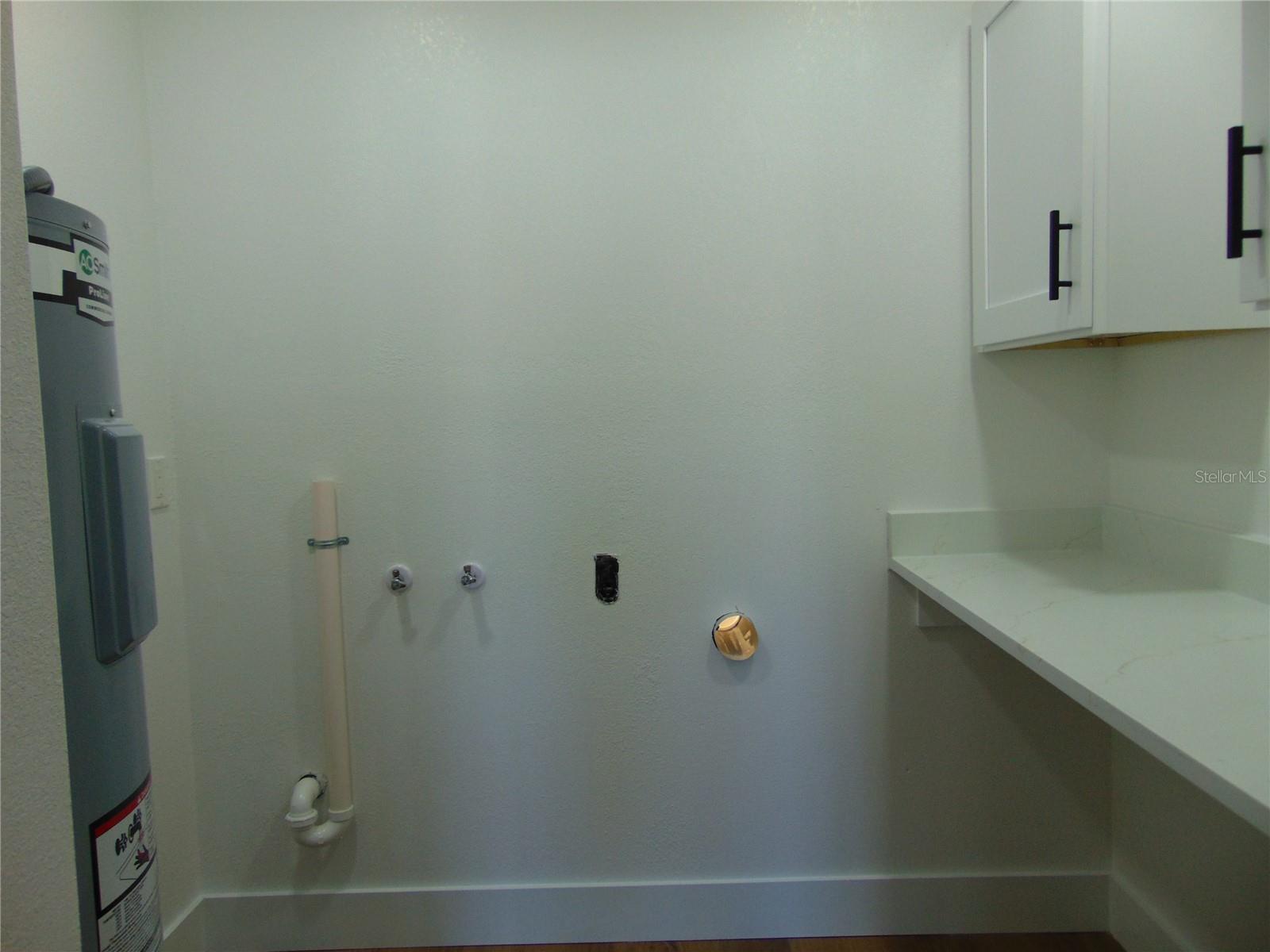 3002 W HAYA ST, TAMPA, FL, 33614